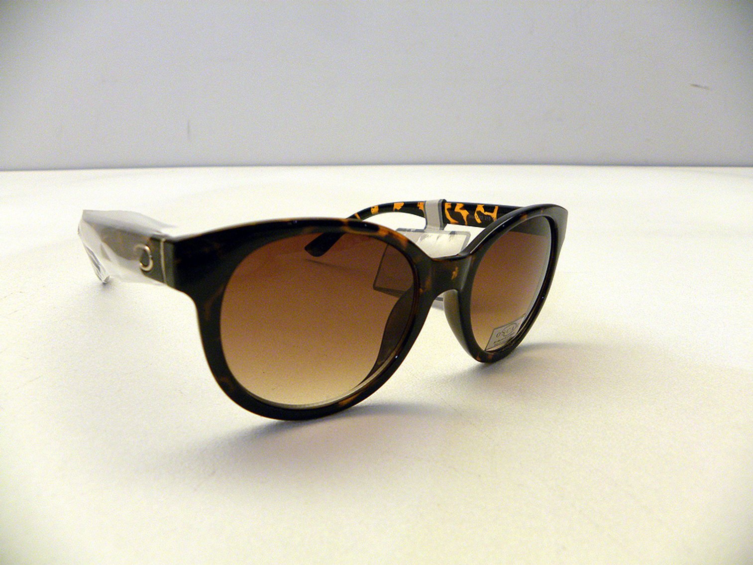 Image for Childrens Apparel, Giftware, Officially Licensed Teamwear, Designer Sunglasses, Juicers & More.