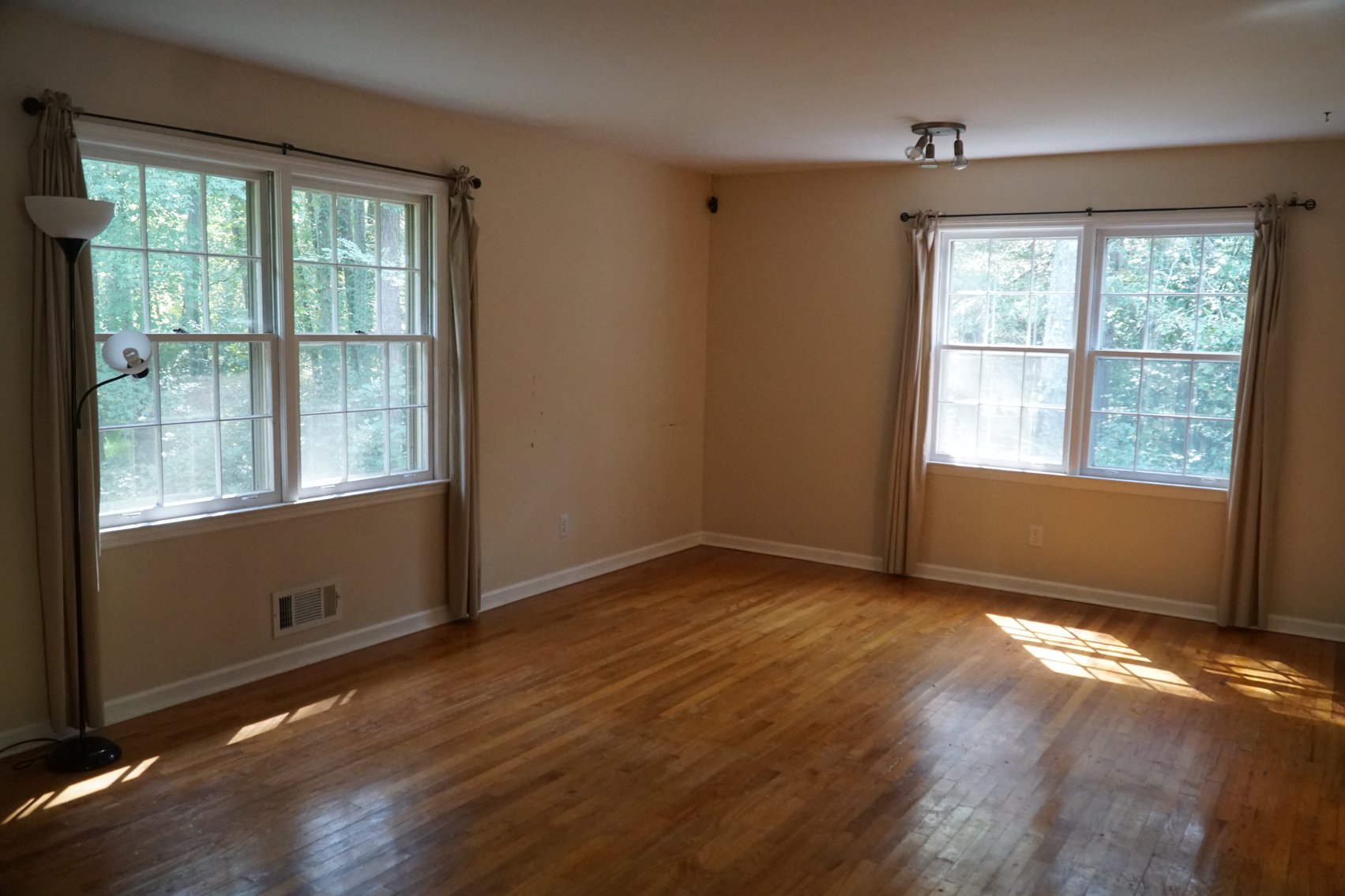 Image for Tucker GA: 3BR/ 2BA at 1456 Drayton Woods Dr. Tucker, GA 30084 (DeKalb County)