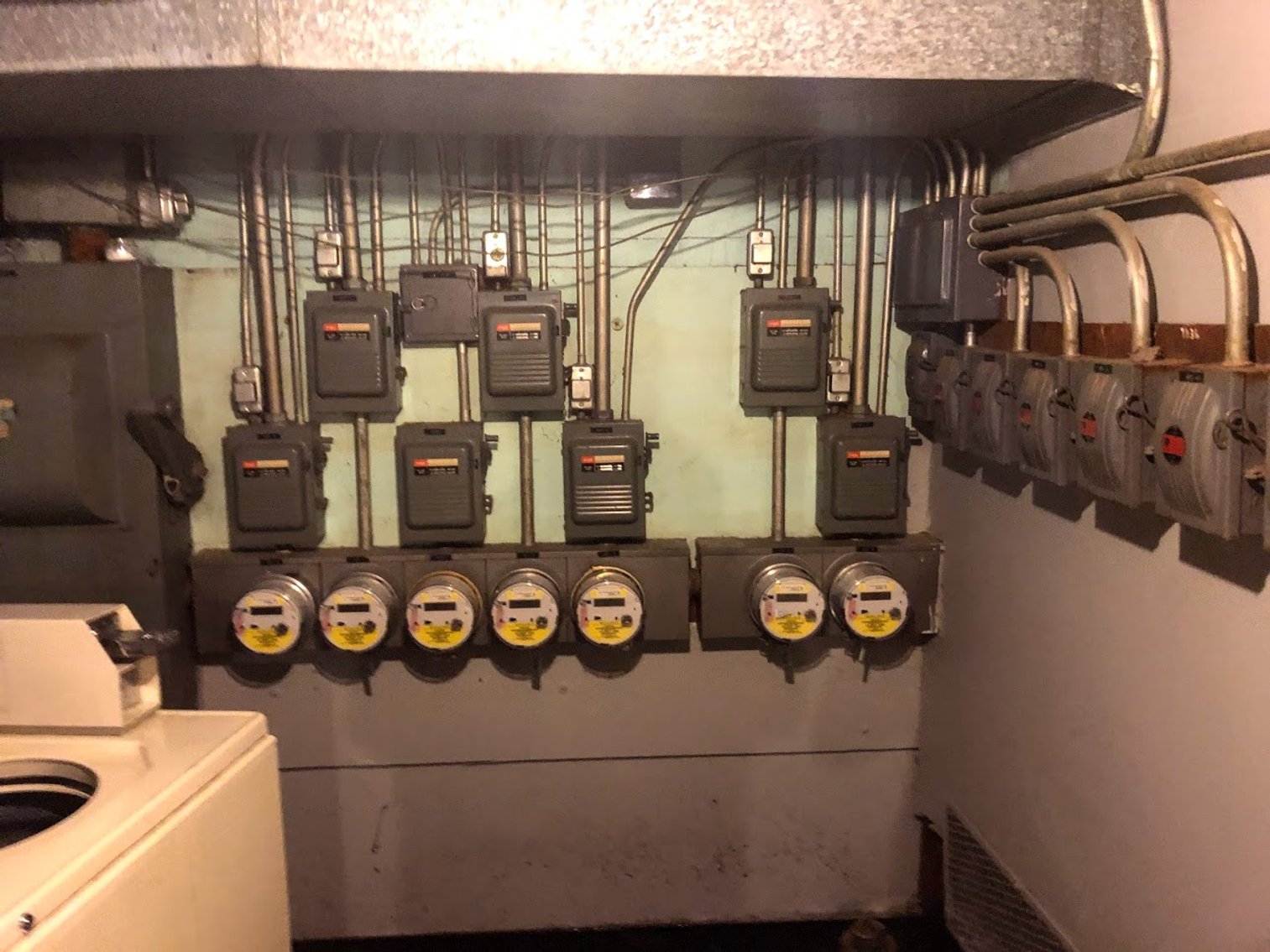 Image for Decatur IL: 6,500±SF 6 Unit Apartment Building at 615 W Prairie Ave Decatur, IL 62522 (Macon County)