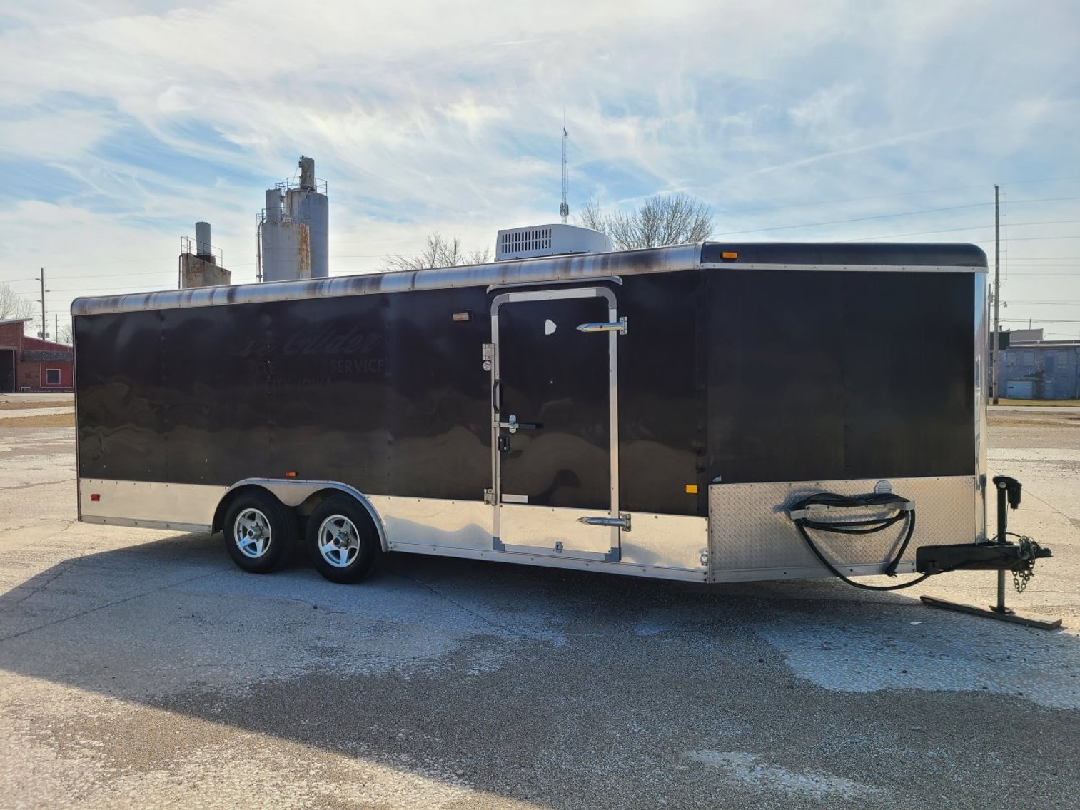 Image for 2012 Royal 25' Enclosed Trailer Online Only Auction!