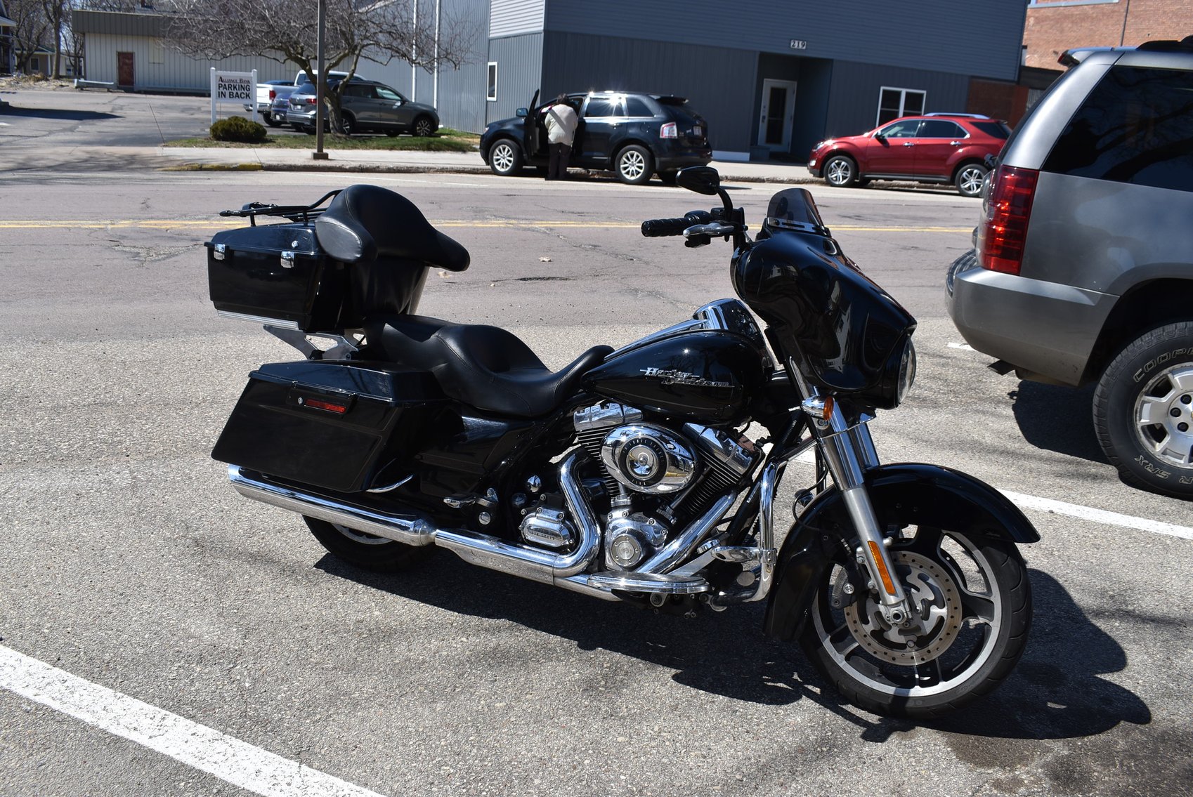 Image for April Consignment Auction