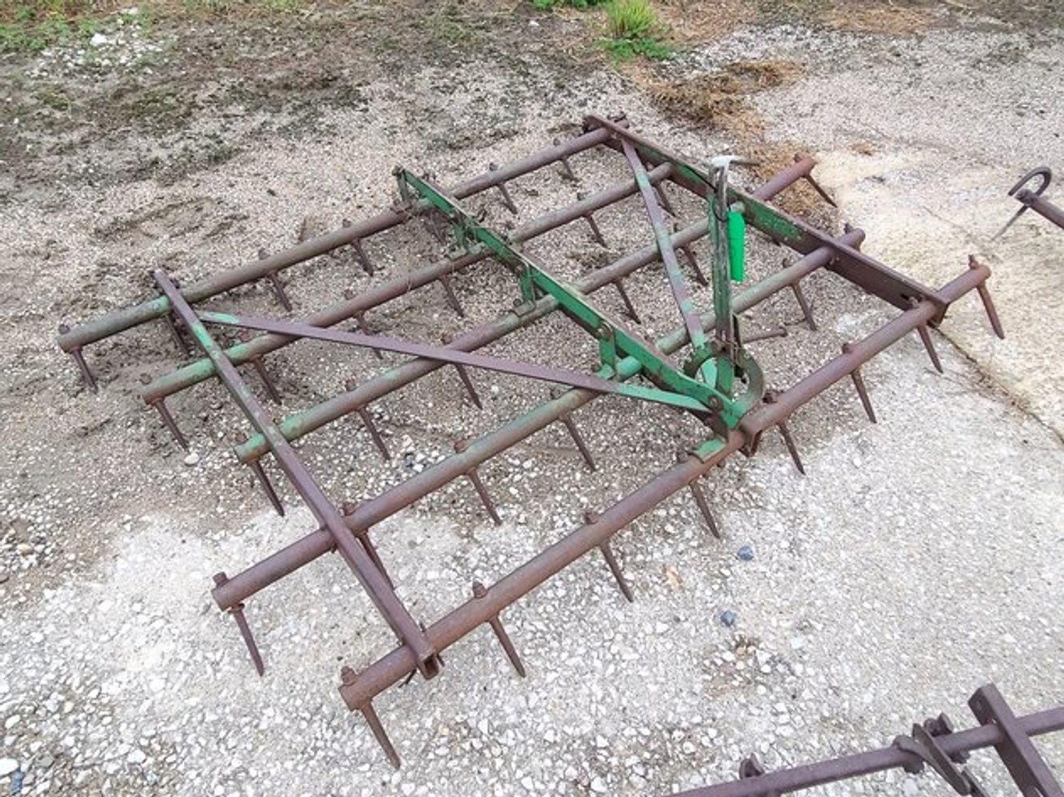 Image for FARMALL 460 TRACTOR & ANTIQUE MACHINERY TIMED ONLINE ONLY AUCTION!