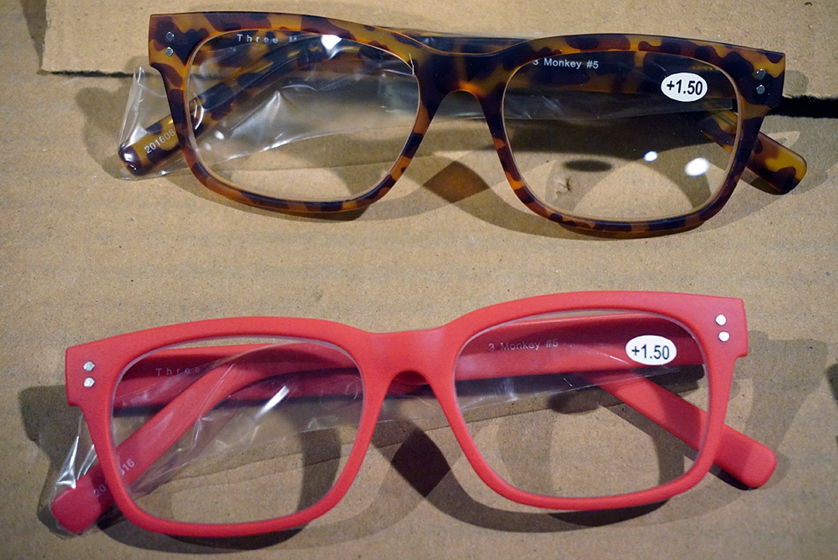 Image for A Large Inventory of Consumer Goods, Bedding, Collegiate Apparel & More.