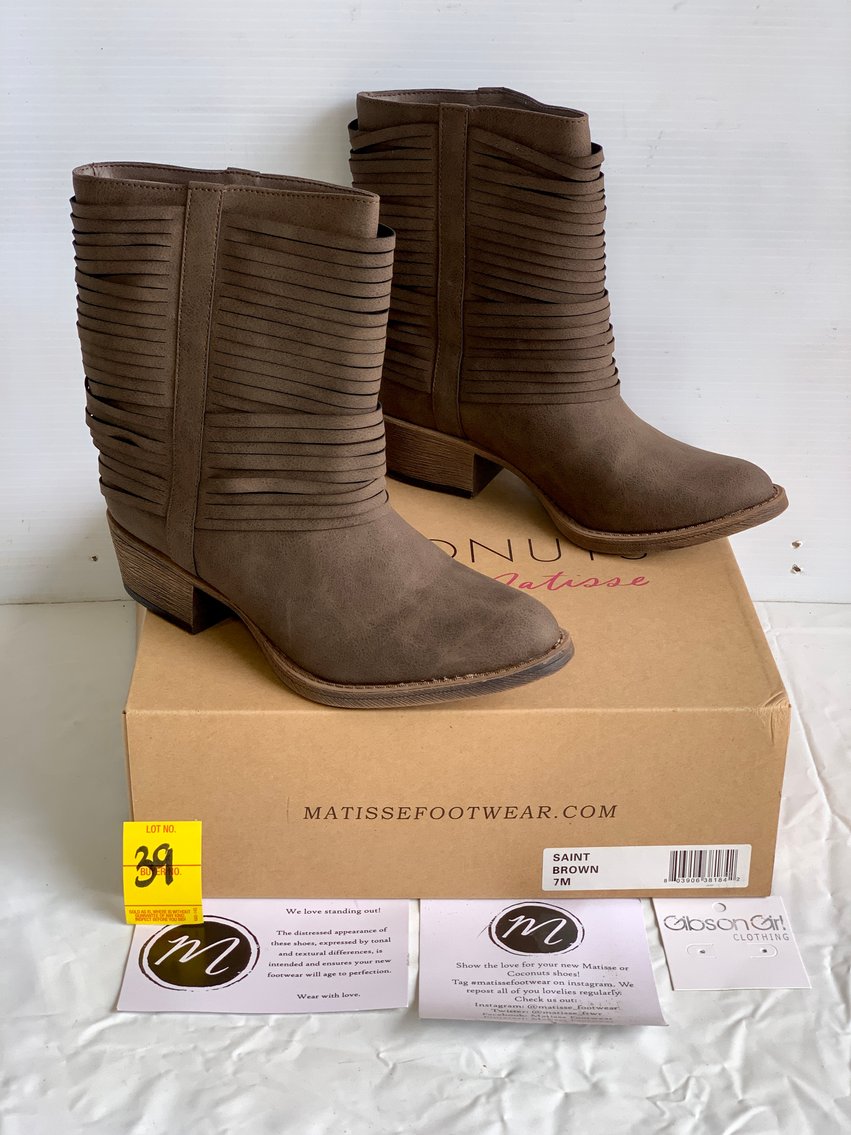 Image for Pensacola Country Club High-End Downsize