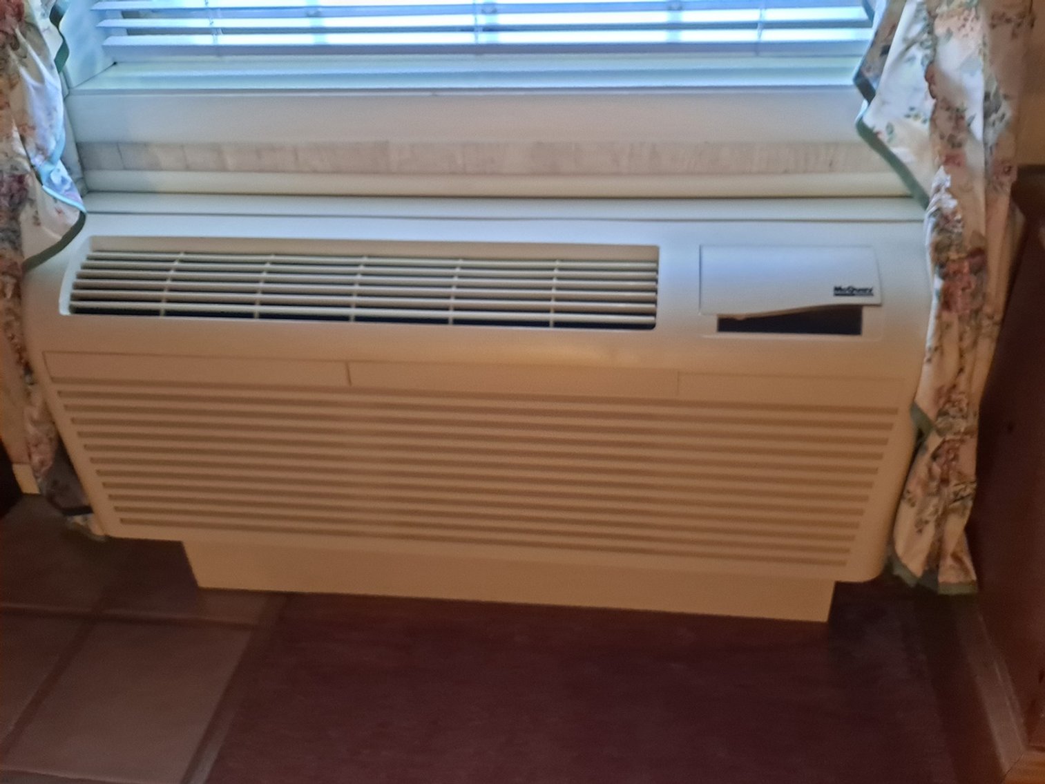 Image for Hotel, Restaurant/Bar, Theater/Event Center Liquidation