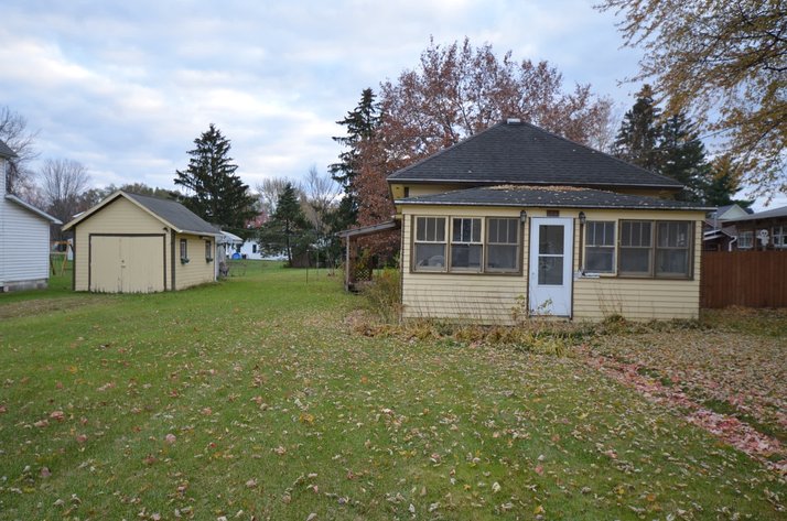 REAL ESTATE AUCTION - 623 W MAIN ST, MONDOVI