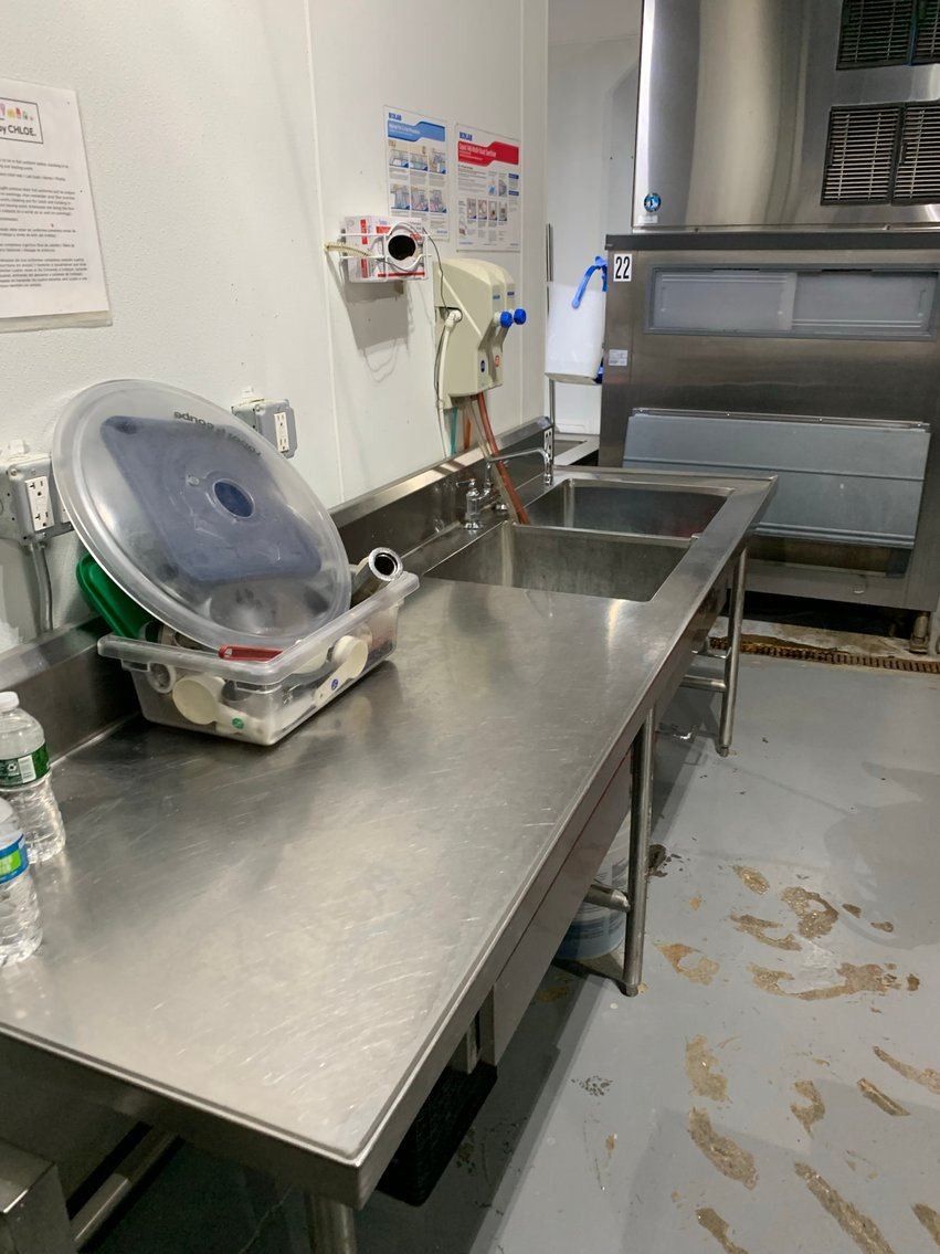 Image for Like New - Commercial Kitchen Equipment