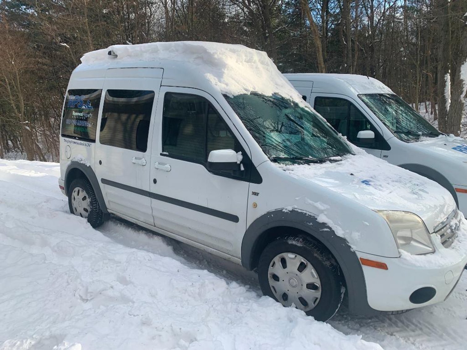Image for Belmont, MI: Vans w/ Carpet Cleaning Systems, 2 Ford Transit Vans, Ford Escape & Commercial Carpet Cleaner Auction