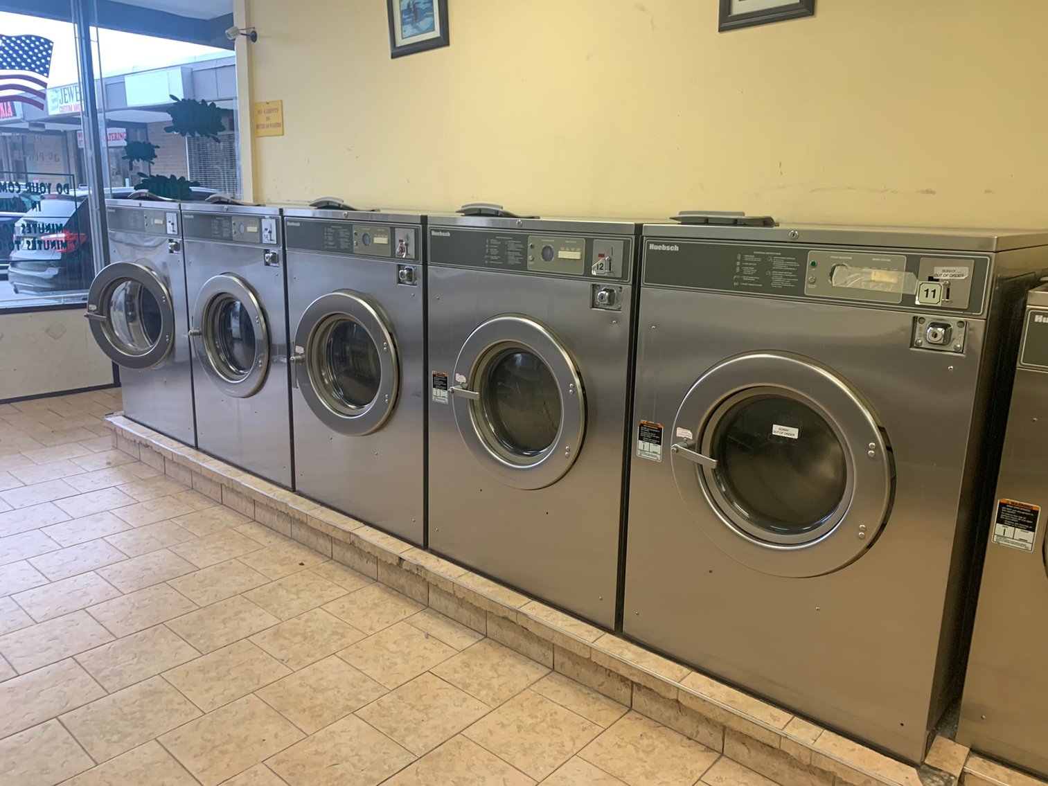 Image for Complete Contents of Laundromat