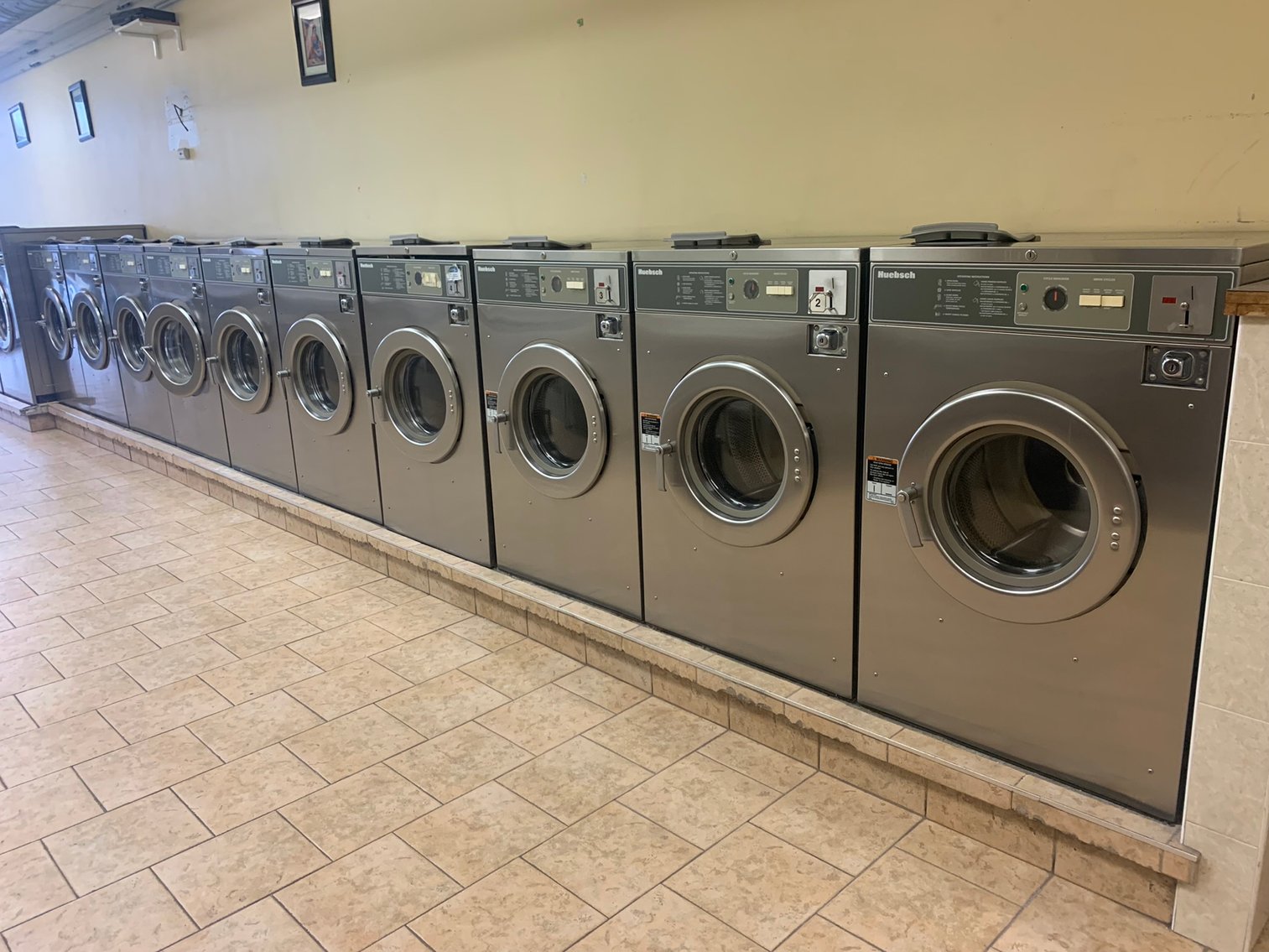 Image for Complete Contents of Laundromat