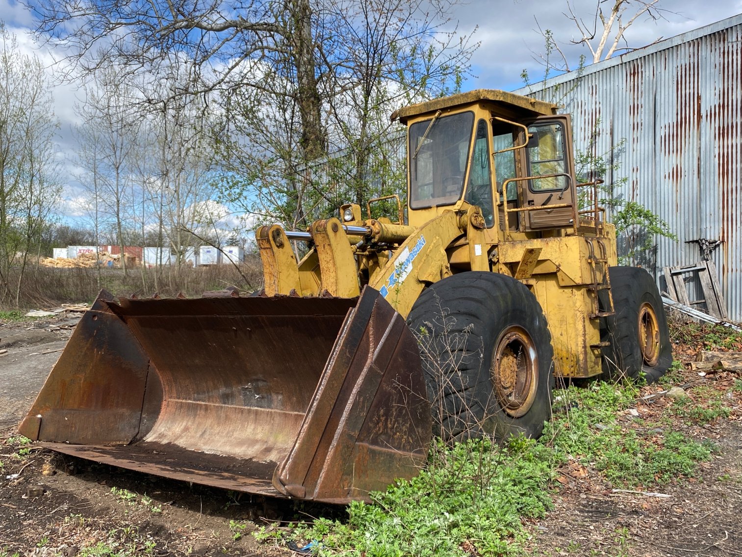 Image for Pallet Manufacturer -Peterbilt Tractors & Trailers