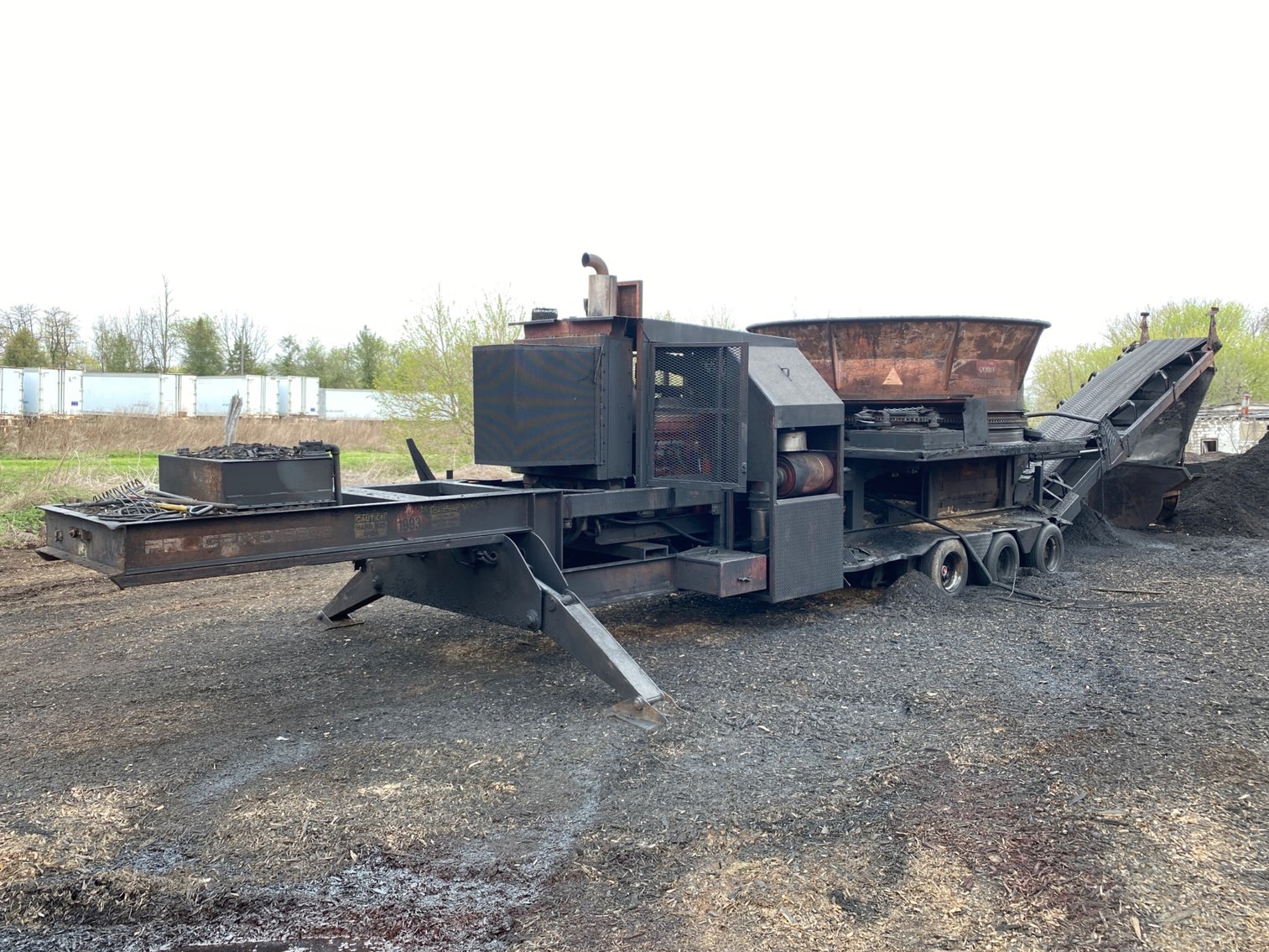 Image for Pallet Manufacturer -Peterbilt Tractors & Trailers