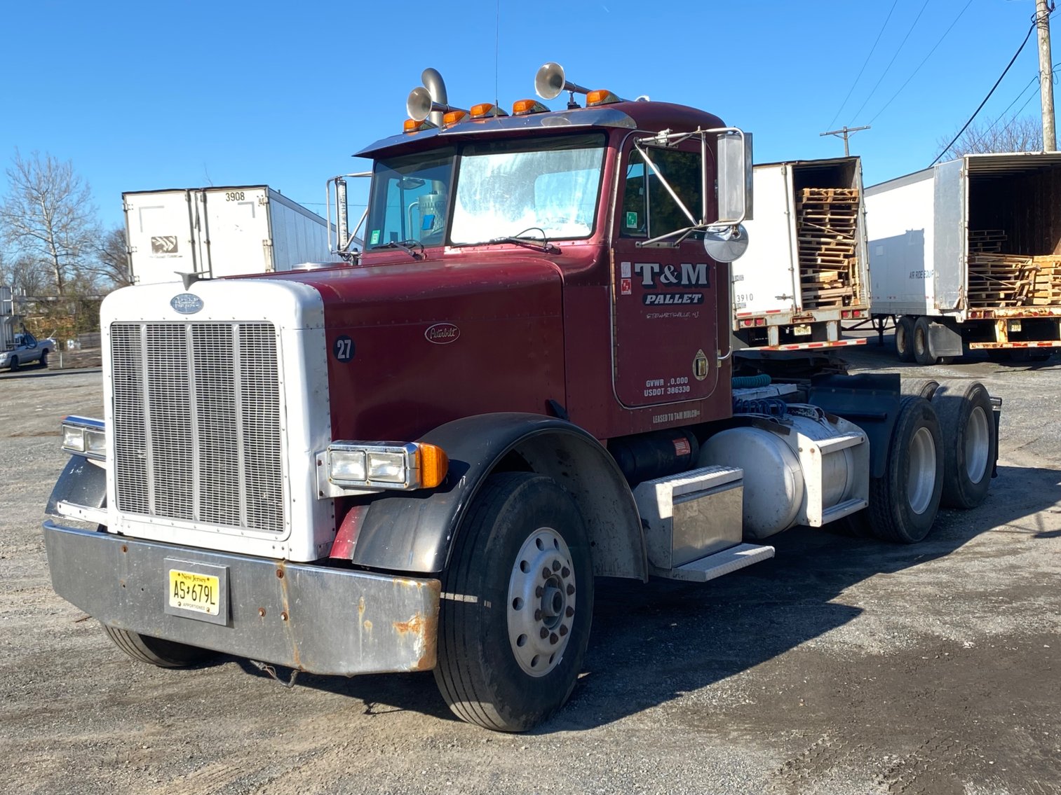 Image for Pallet Manufacturer -Peterbilt Tractors & Trailers