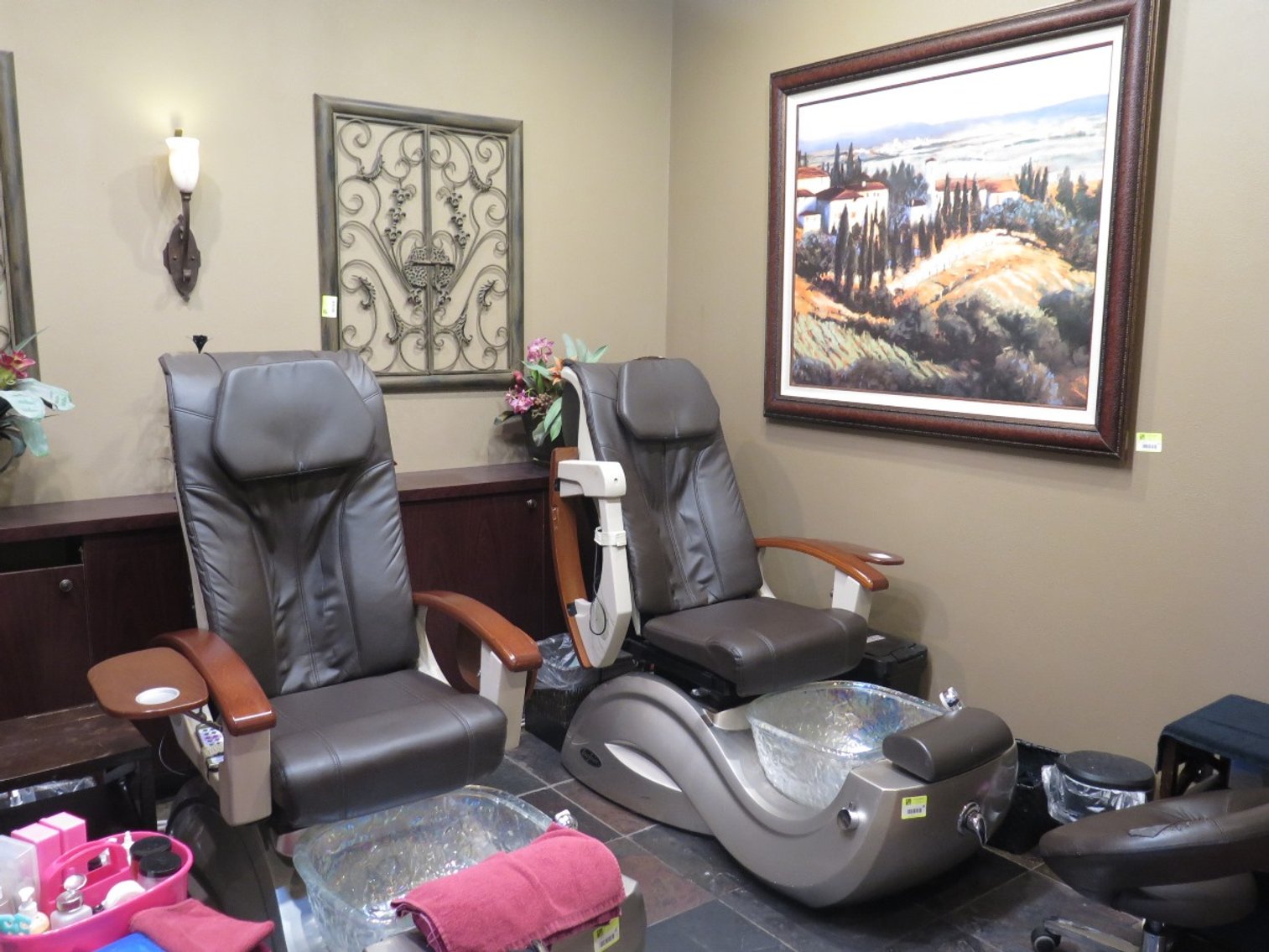 Image for Salon & Spa Liquidation: Equipment, Furniture & Decor
