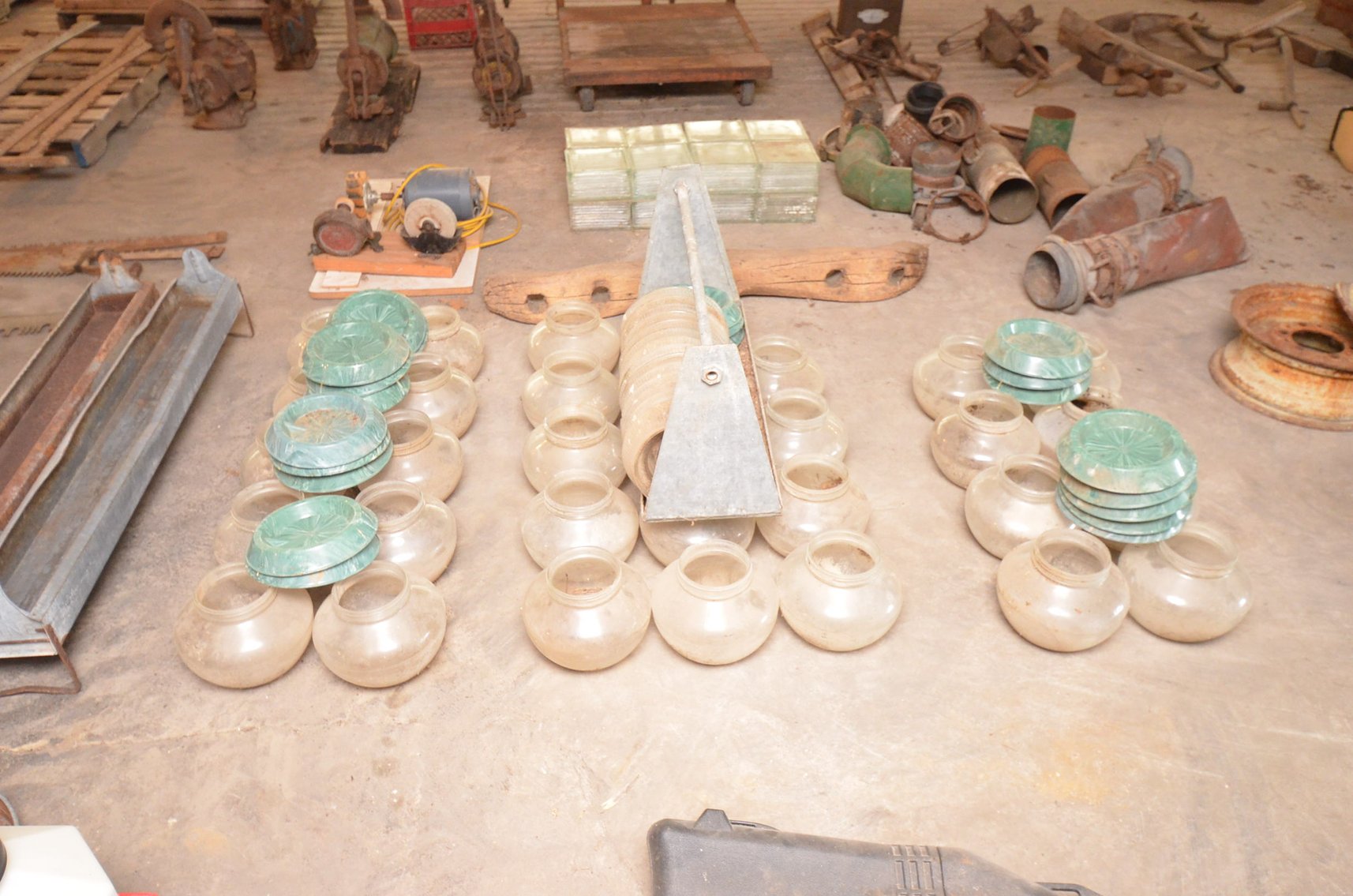 Image for VINTAGE PARTS, TOOLS, AND COLLECTIBLES - Fountain City, WI