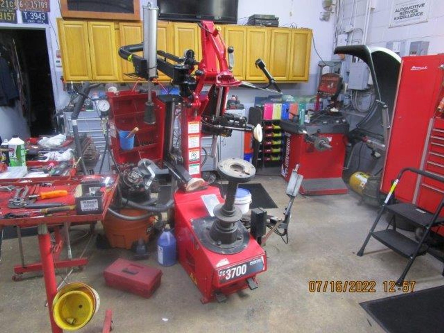 Image for Late Model Automotive Repair Equipment