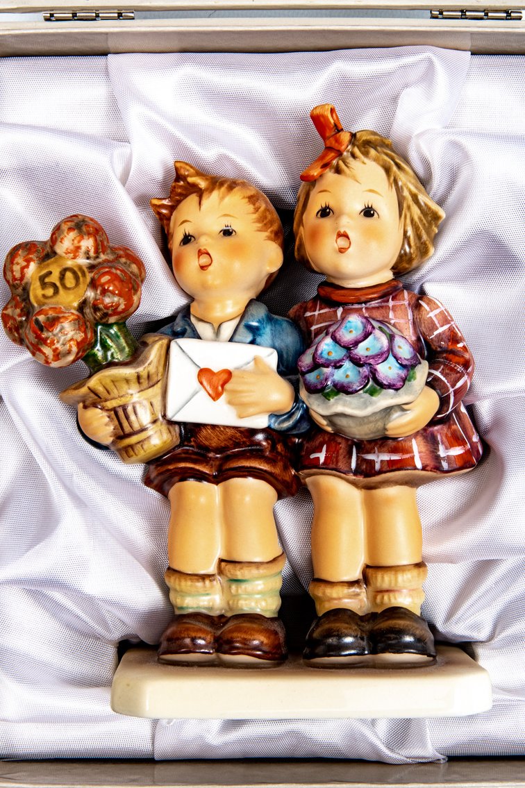 Image for Gray Gallery Multi-Consignor Online Auction