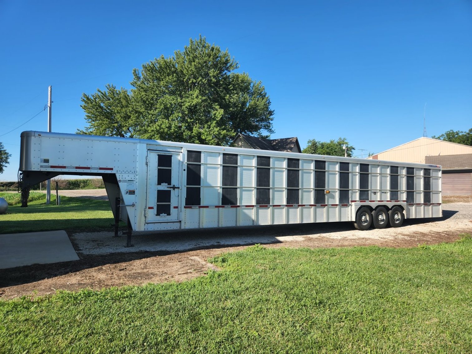 Image for Sac County Real Estate & Livestock Trailer Auction!