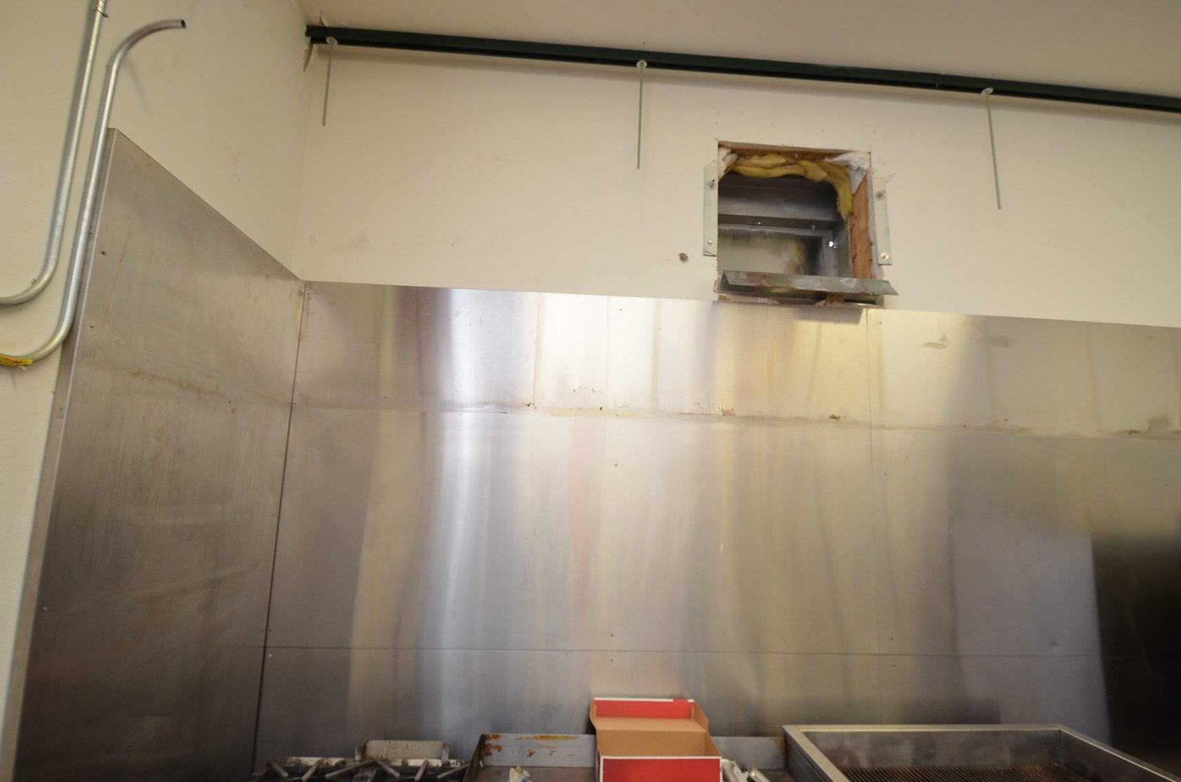 Image for RESTAURANT KITCHEN EQUIPMENT AND DINING ROOM INVENTORY - Northfield, WI