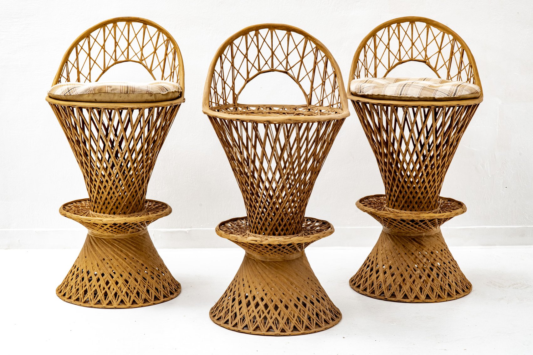 Image for Green Gallery - Militaria, Antiques, Furniture, Fossils & More