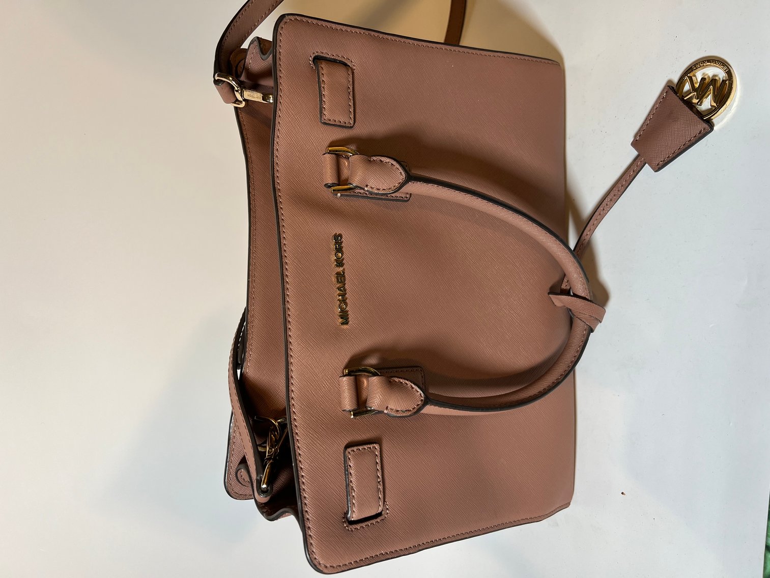 Image for ESTATE AUCTION - SPORTS CARDS, PURSES, ANTIQUES, KNIFES, ETC