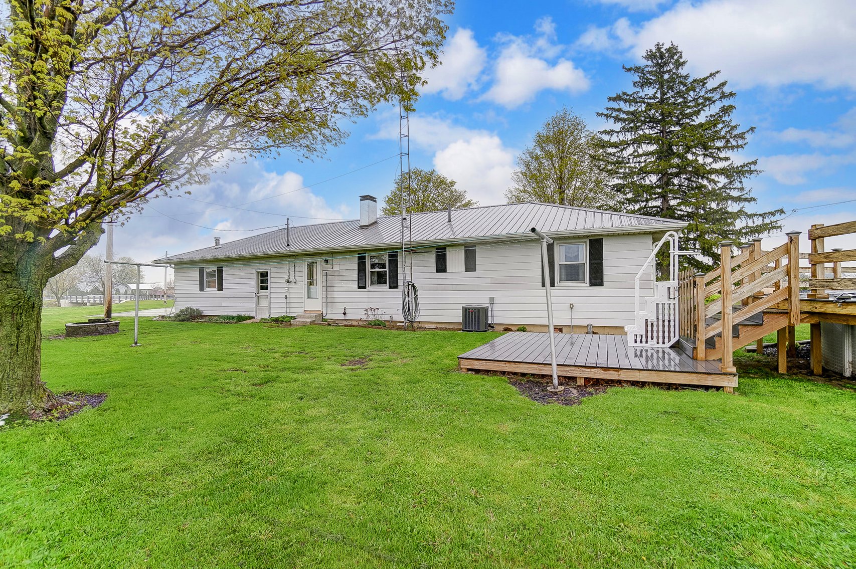 Image for 21073 Stony Ridge Rd, Luckey OH 43443