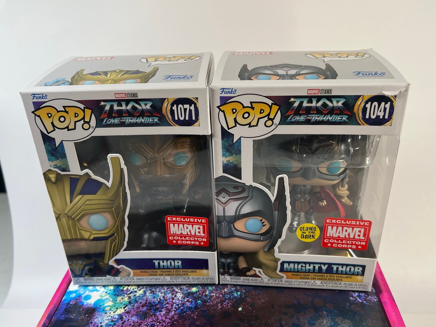 Image for COMICS & COLLECTIBLES - 400+ LOTS - ABSOLUTE