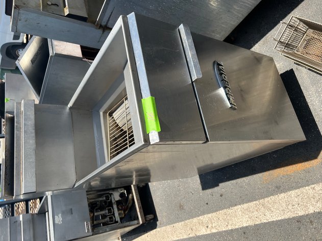 Image for RESTAURANT EQUIPMENT - ABSOLUTE AUCTION