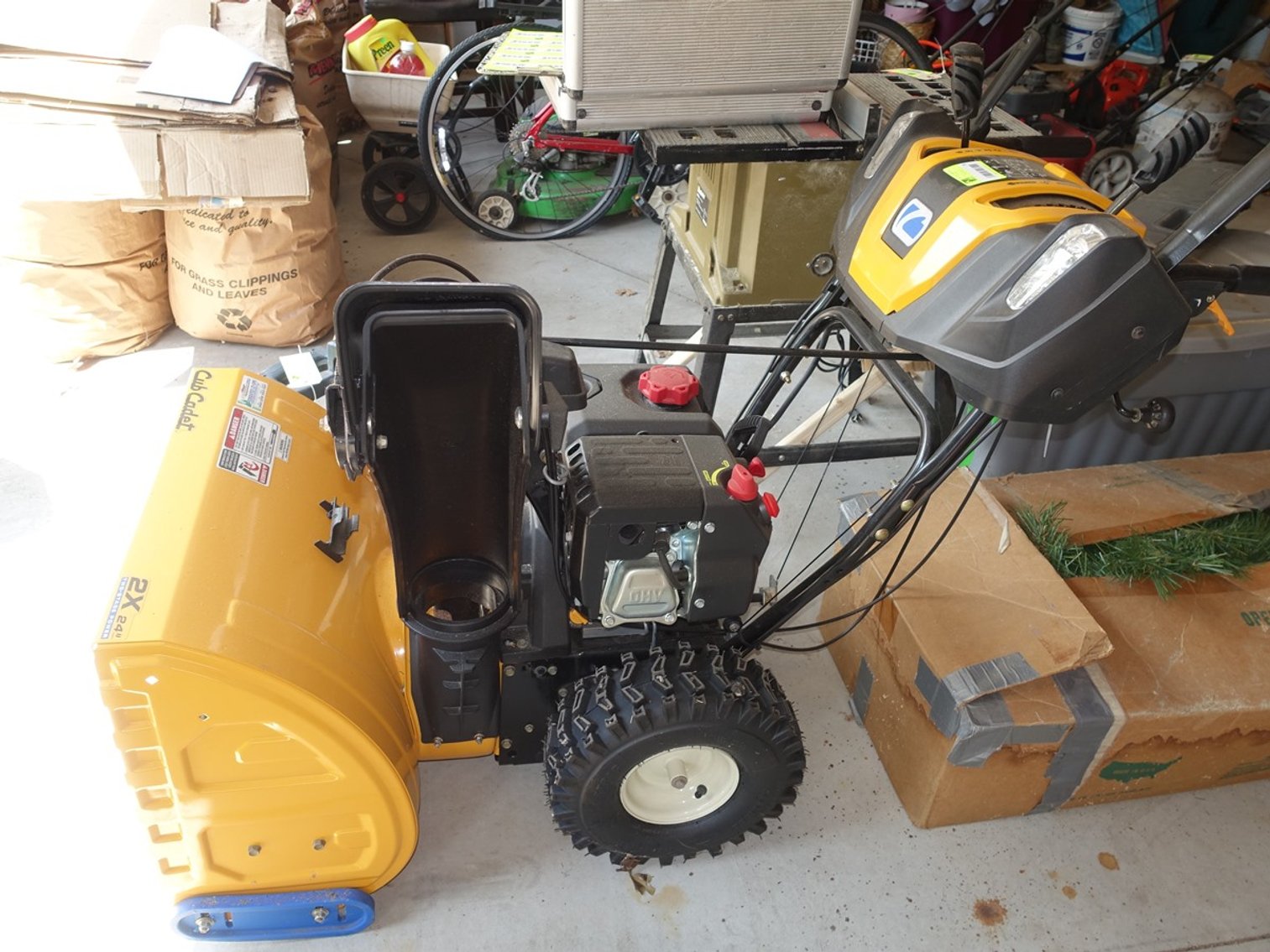 Image for Estate: Glastron Boat, Hyundai Sonata, Tools, More