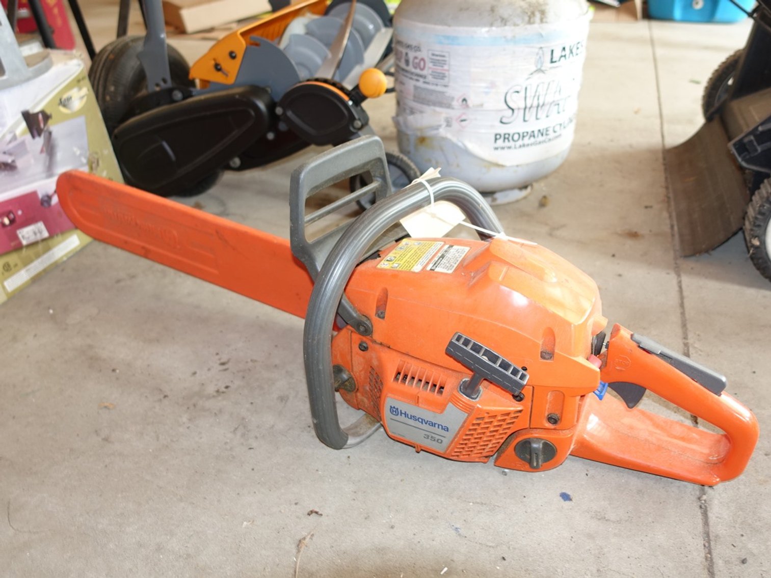 Image for Estate: Glastron Boat, Hyundai Sonata, Tools, More