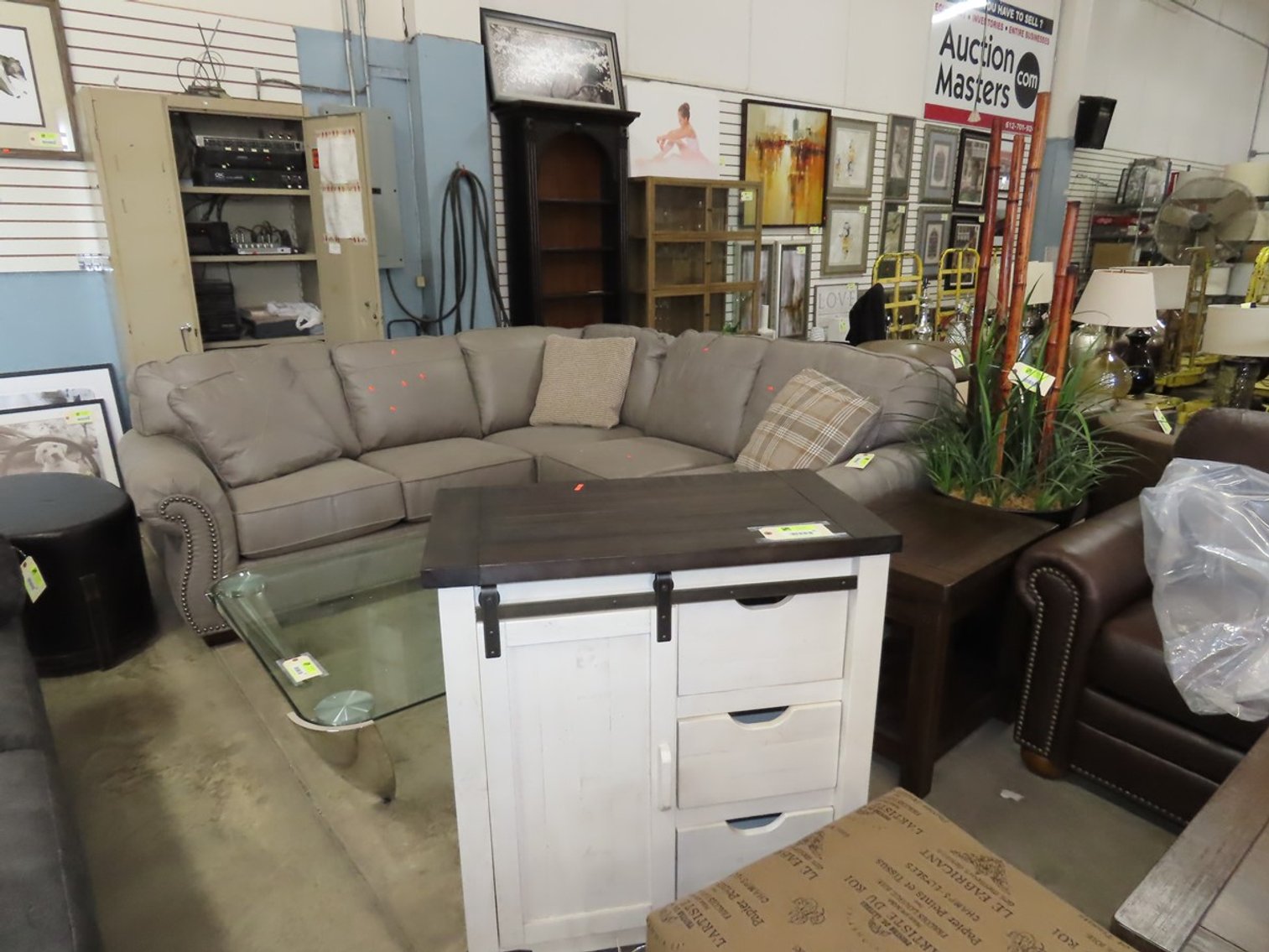 Image for Model Home Furniture/Decor & New Home Goods