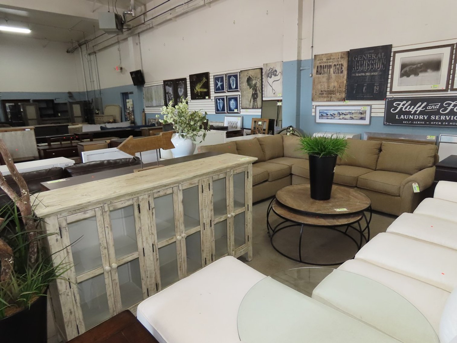 Image for Model Home Furniture/Decor & New Home Goods