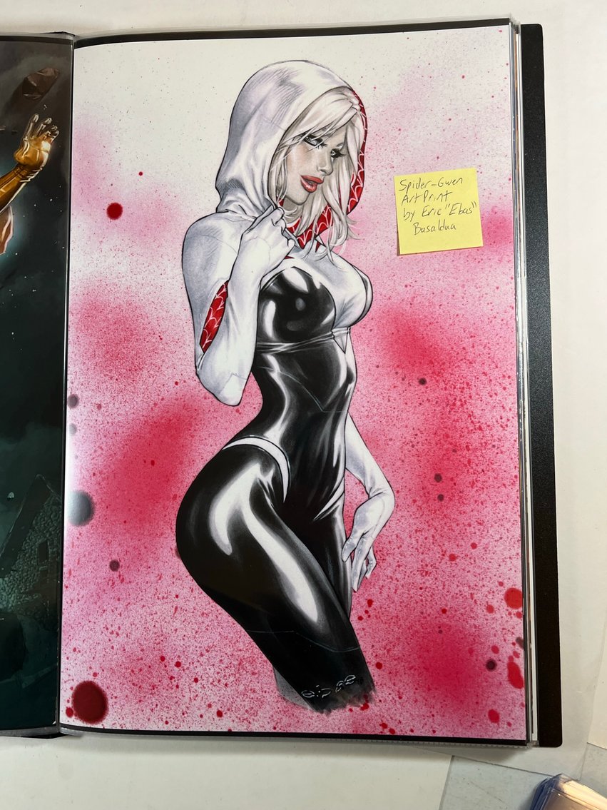 Image for COMICS & COLLECTIBLES - GRADED, SIGNATURES, ART+ (640 LOTS)