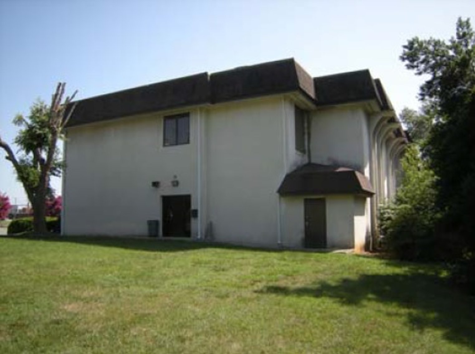 Image for 26,000±SF Office Bldg & 2 Outparcels on 3.8± Acres in Burlington, NC (Alamance County)