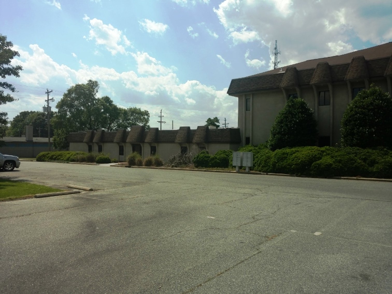 Image for 26,000±SF Office Bldg & 2 Outparcels on 3.8± Acres in Burlington, NC (Alamance County)