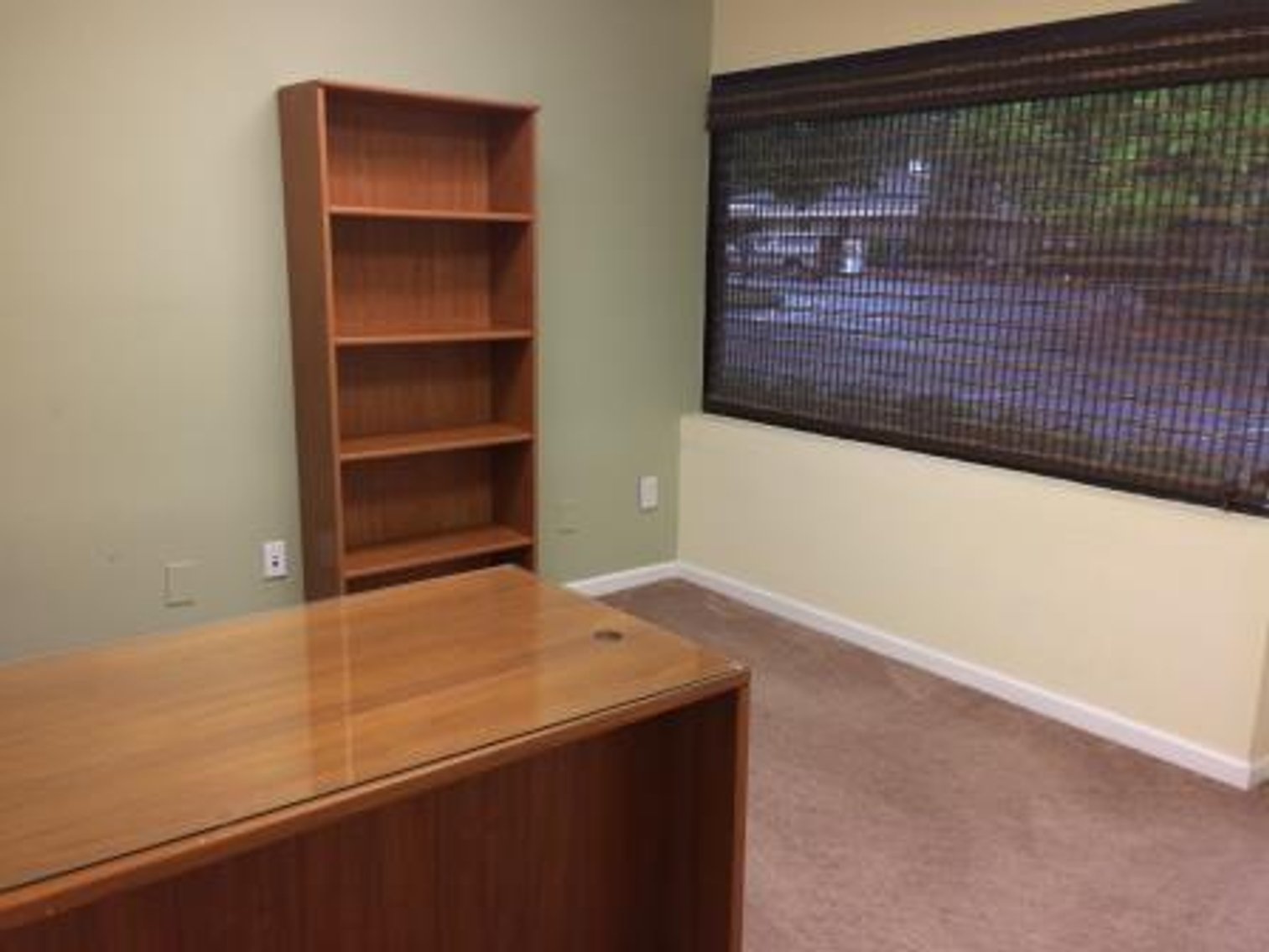 Image for 4 North Fulton Executive Square Office Condominiums in Roswell, GA 30076 (Fulton County)