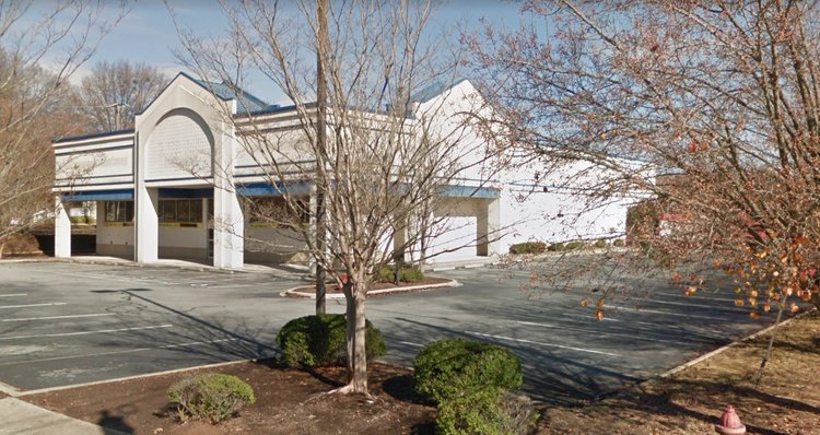 Image for Lender Owned Absolute Auction of Retail & Restaurants in AL-FL-NC-TN-WY