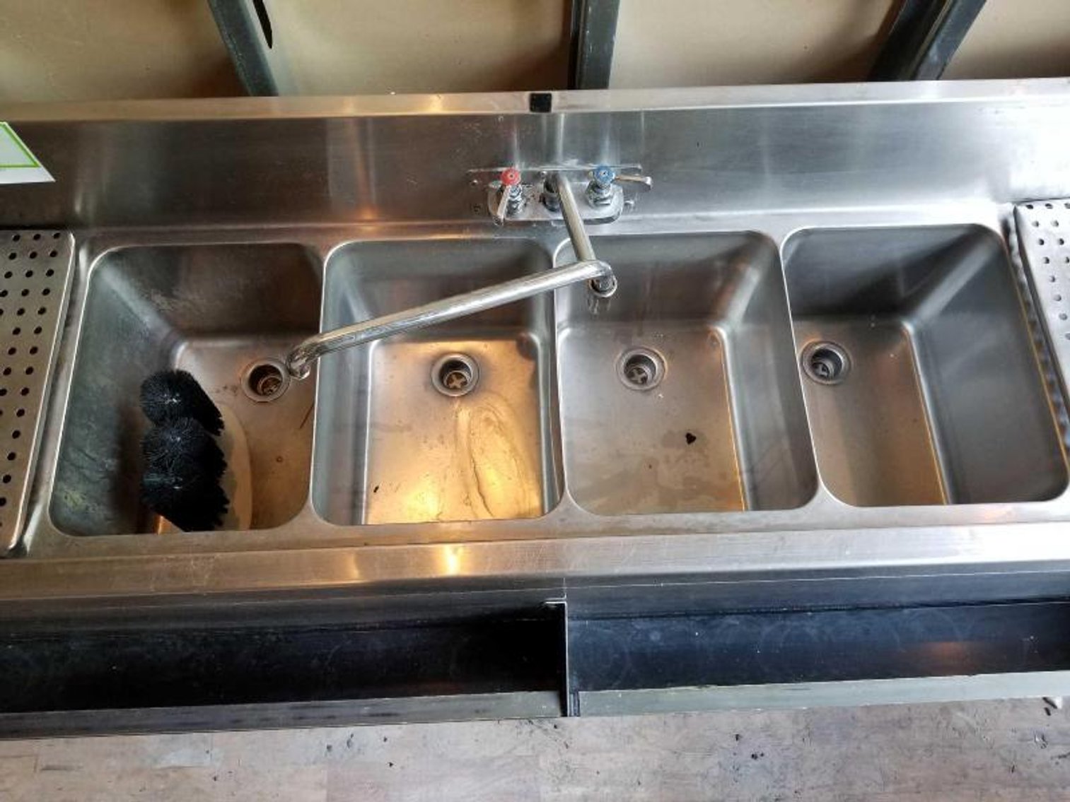 Image for Absolute Auction of Midtown Restaurant FF&E