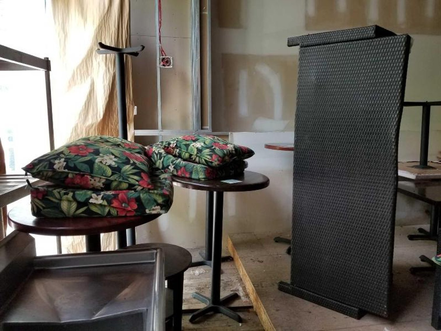 Image for Absolute Auction of Midtown Restaurant FF&E