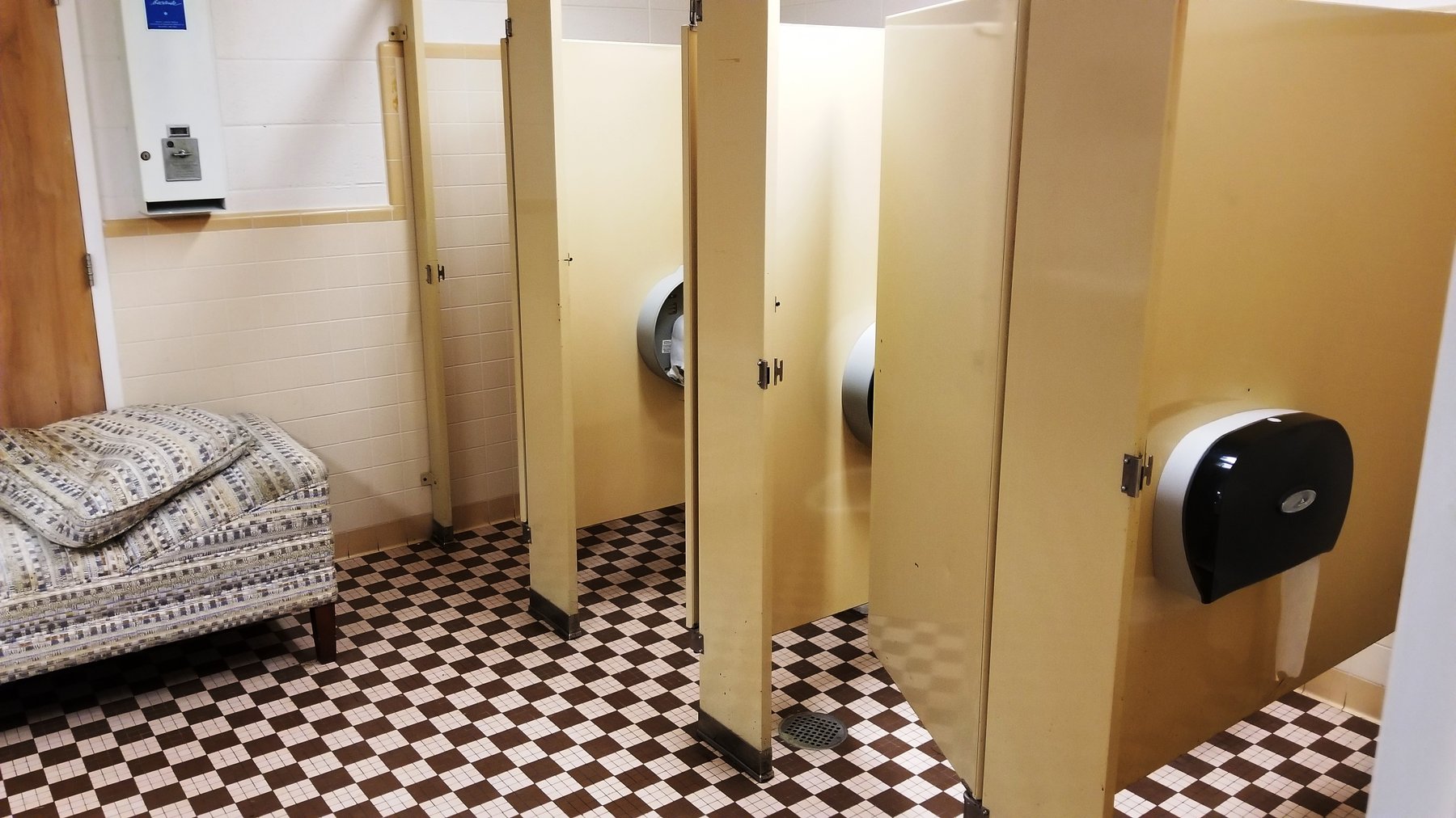 Image for 22,353± SF Former Bank Branch at 333 W Broad Ave., Albany, GA 31701 (Dougherty County)