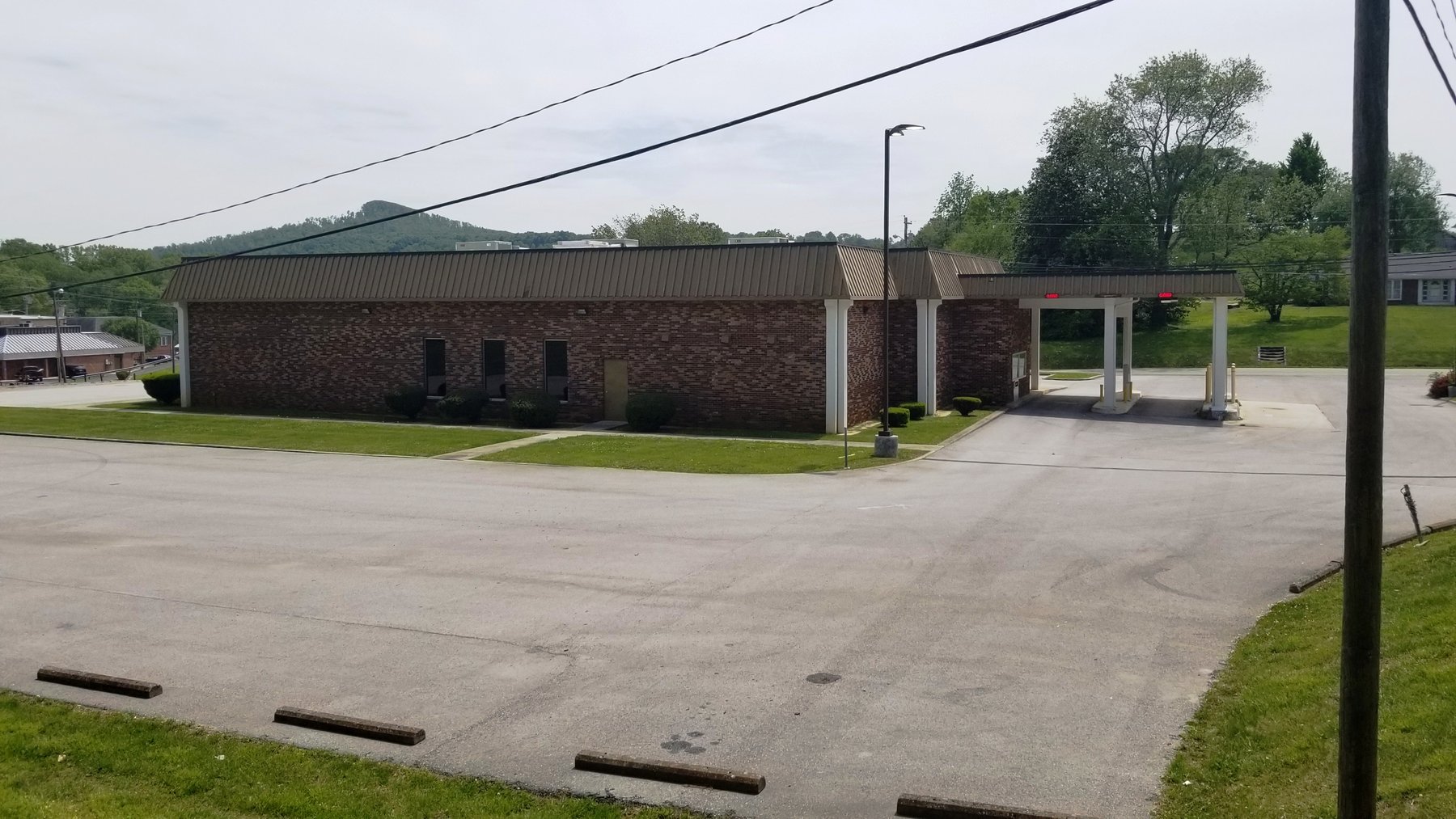 Image for 6,585± SF Former Bank Branch at 202 W Main St., Byrdstown, TN 38549 (Pickett County)