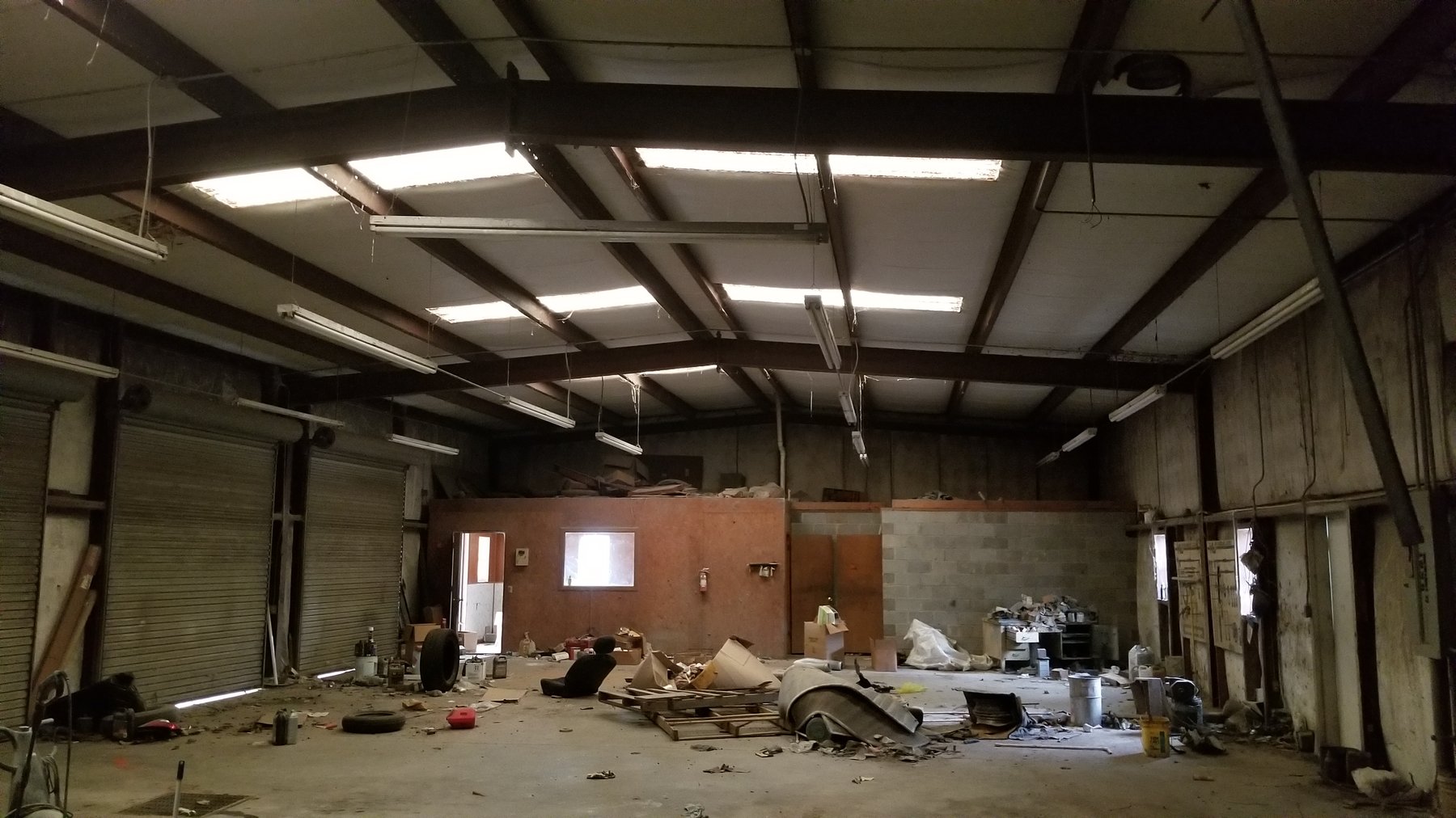 Image for #107: Former Body Shop on .75± Acre Lot at 121 Drayton Alley, Montezuma GA 31063 (Macon County)