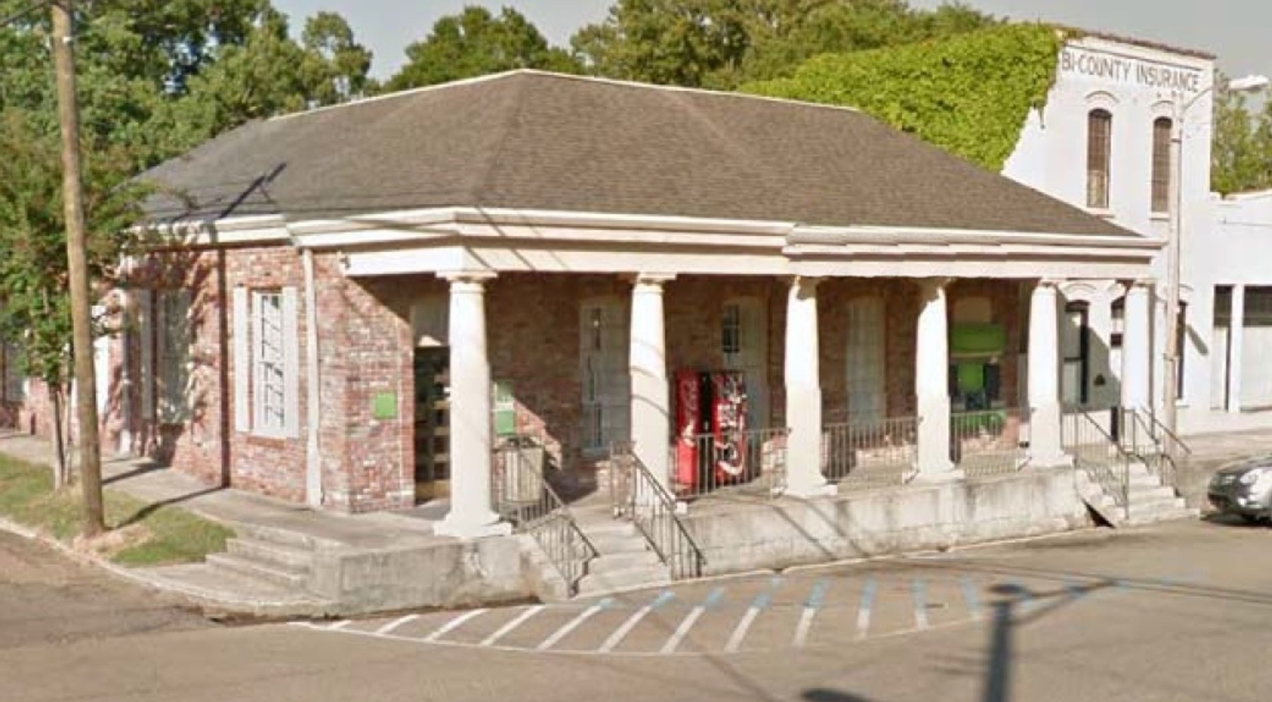 Image for 3,871±SF Former Bank Branch on .16± Acre at 162 W Main St, Centreville, MS 39631 (Wilkinson County)