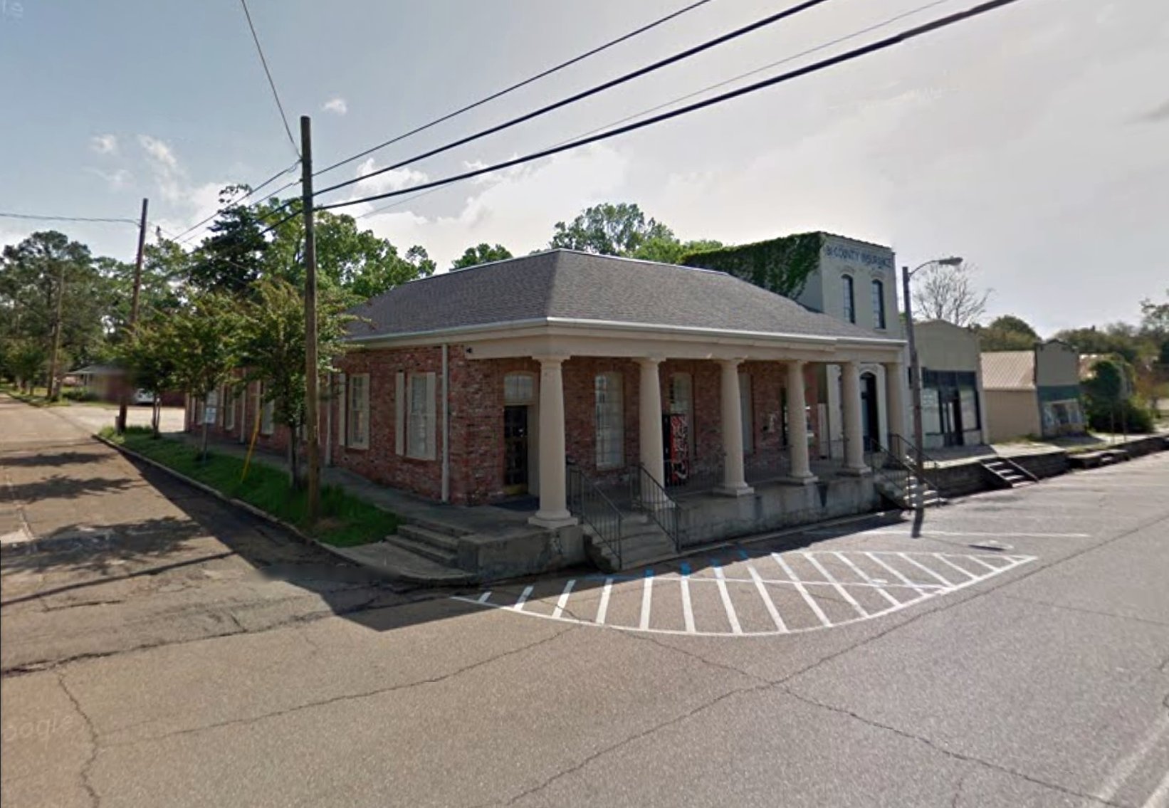 Image for 3,871±SF Former Bank Branch on .16± Acre at 162 W Main St, Centreville, MS 39631 (Wilkinson County)