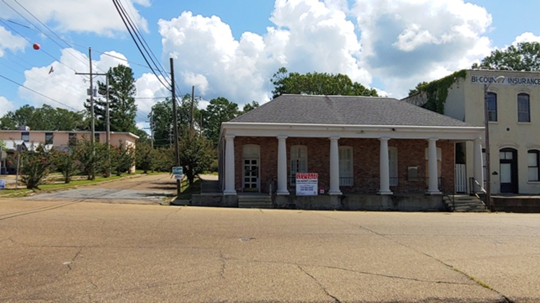 Image for 3,871±SF Former Bank Branch on .16± Acre at 162 W Main St, Centreville, MS 39631 (Wilkinson County)