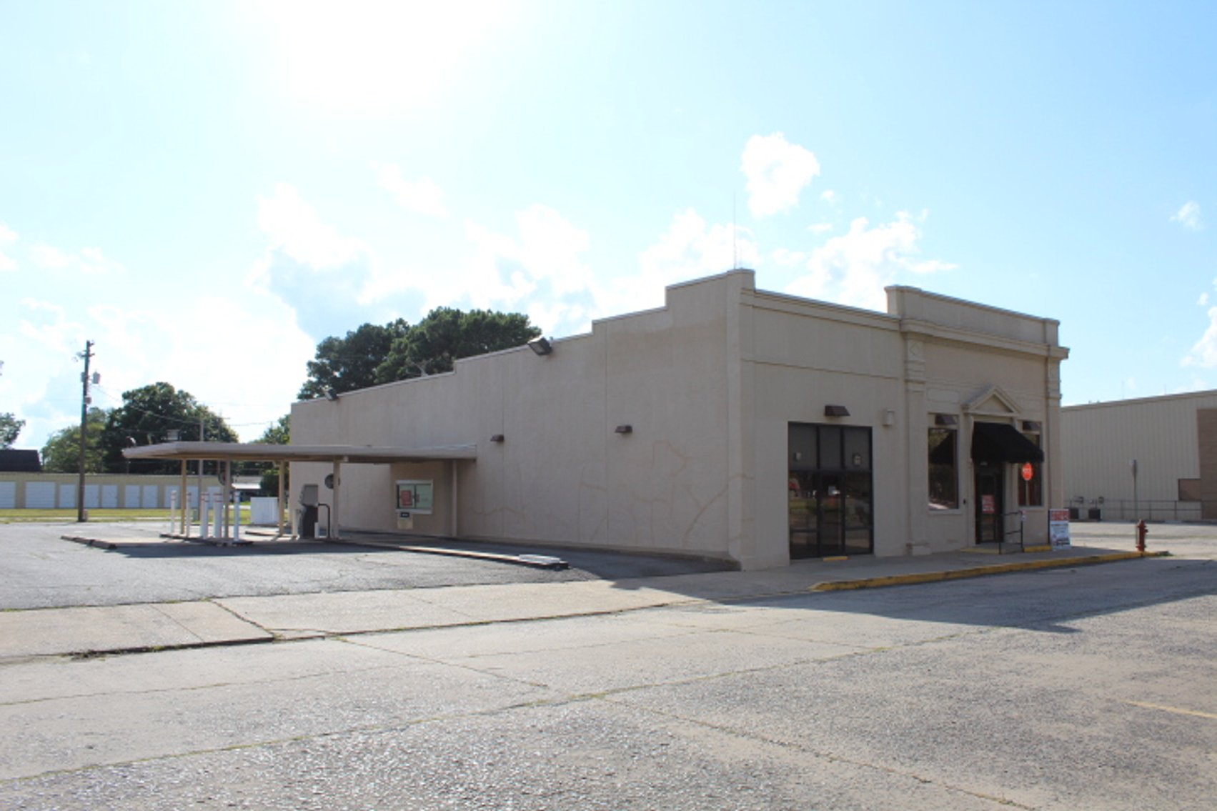 Image for 4,620±SF Former Bank Branch on .34± Acre at 100 S Allis St, England, AR 72046 (Lonoke County)