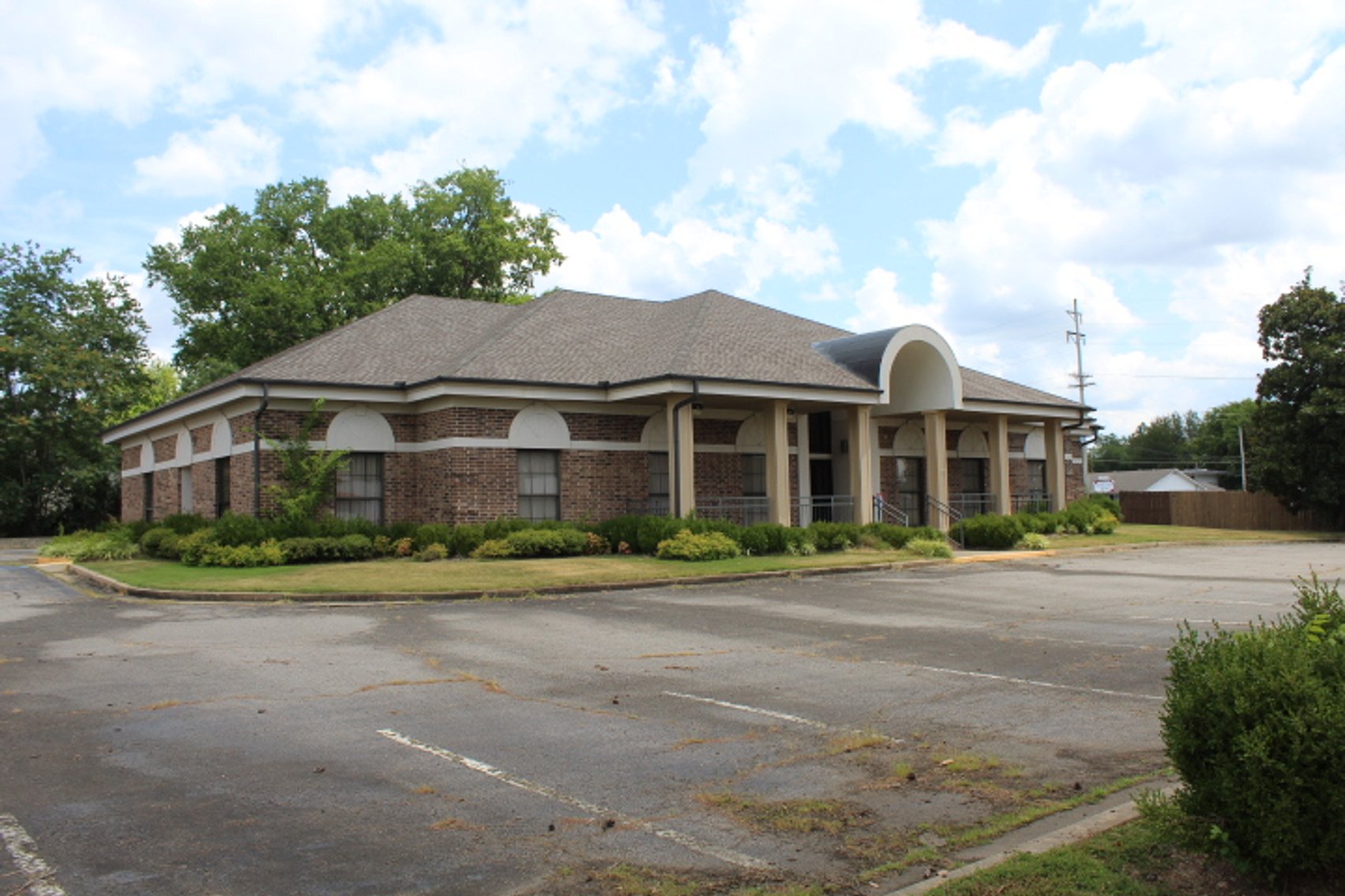 Image for 4,984±SF Former Bank Branch on 1.2± Acres at 127 E Main St, Booneville, AR 72927 (Logan County)