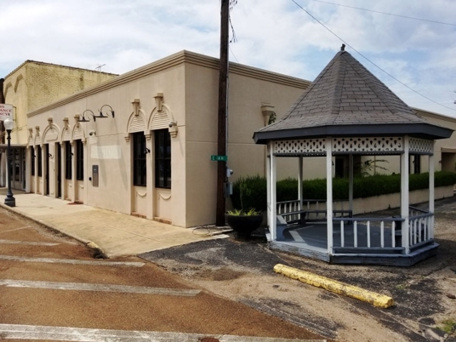 Image for 6,612±SF Former Bank Branch on .3± Acre at 144 E Main St, Whiteville, TN 38075 (Hardeman County)