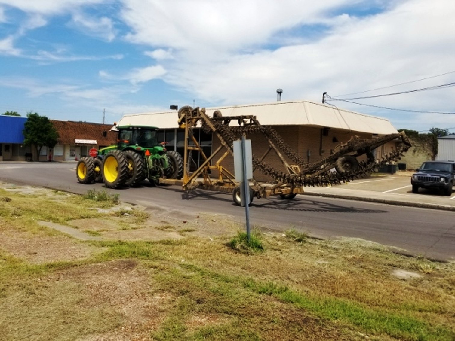 Image for 2,120±SF Former Bank Branch on .17± Acre at 124 S Main St, Ridgely TN 38080 (Lake County)
