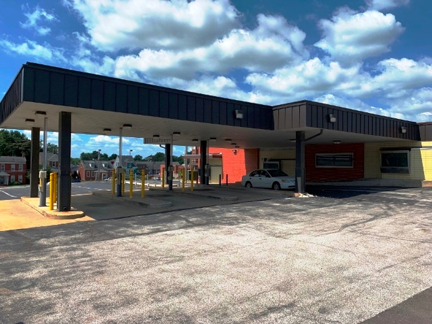 Image for 4,446±SF Former Bank Branch on 1.45± Acres at 423 1st Capitol Dr, St Charles, MO 63301 (St Charles County)